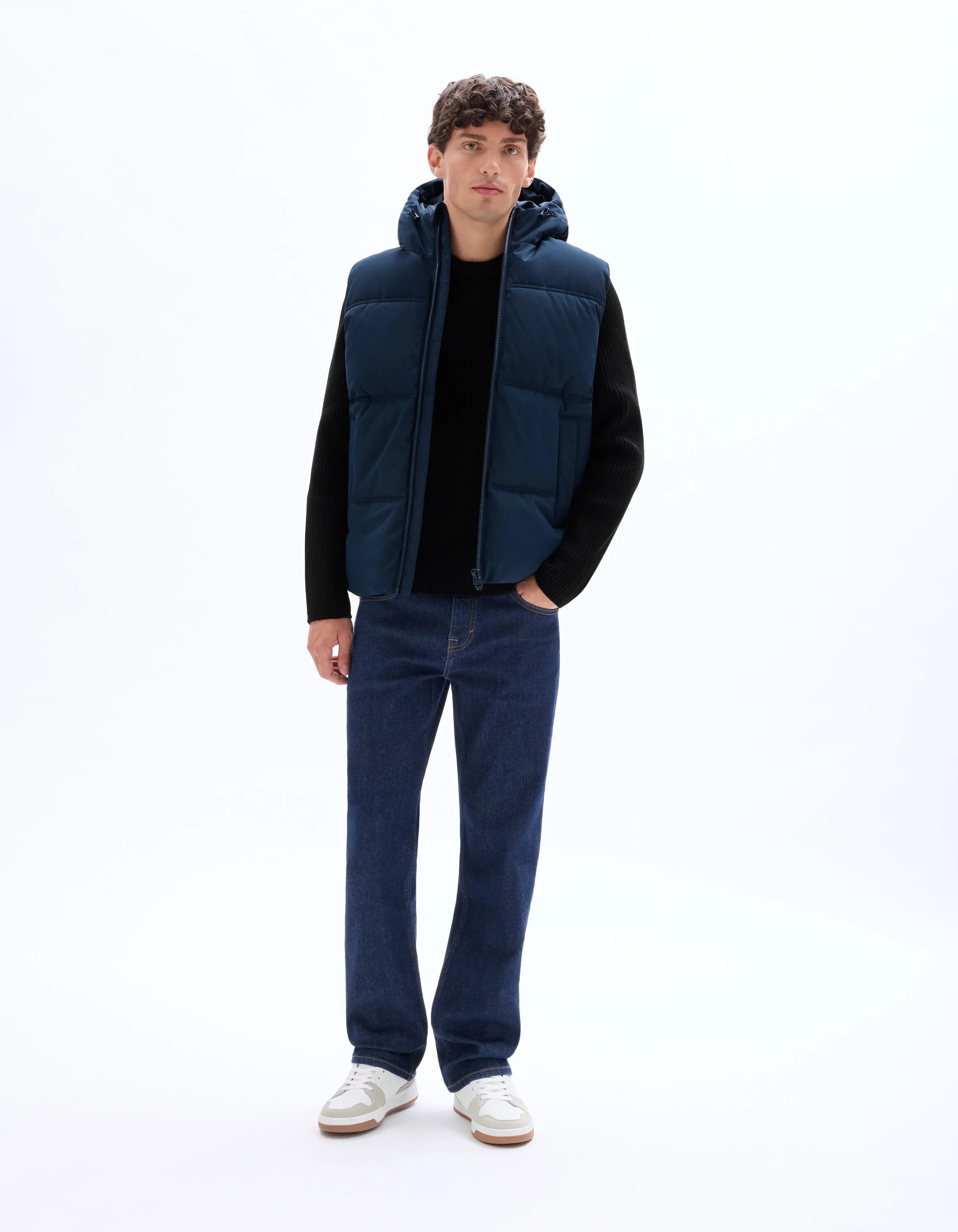 Celio_Navy_Warm Sleeveless Down Jacket with Hood_JUBIANCO_NAVY_02