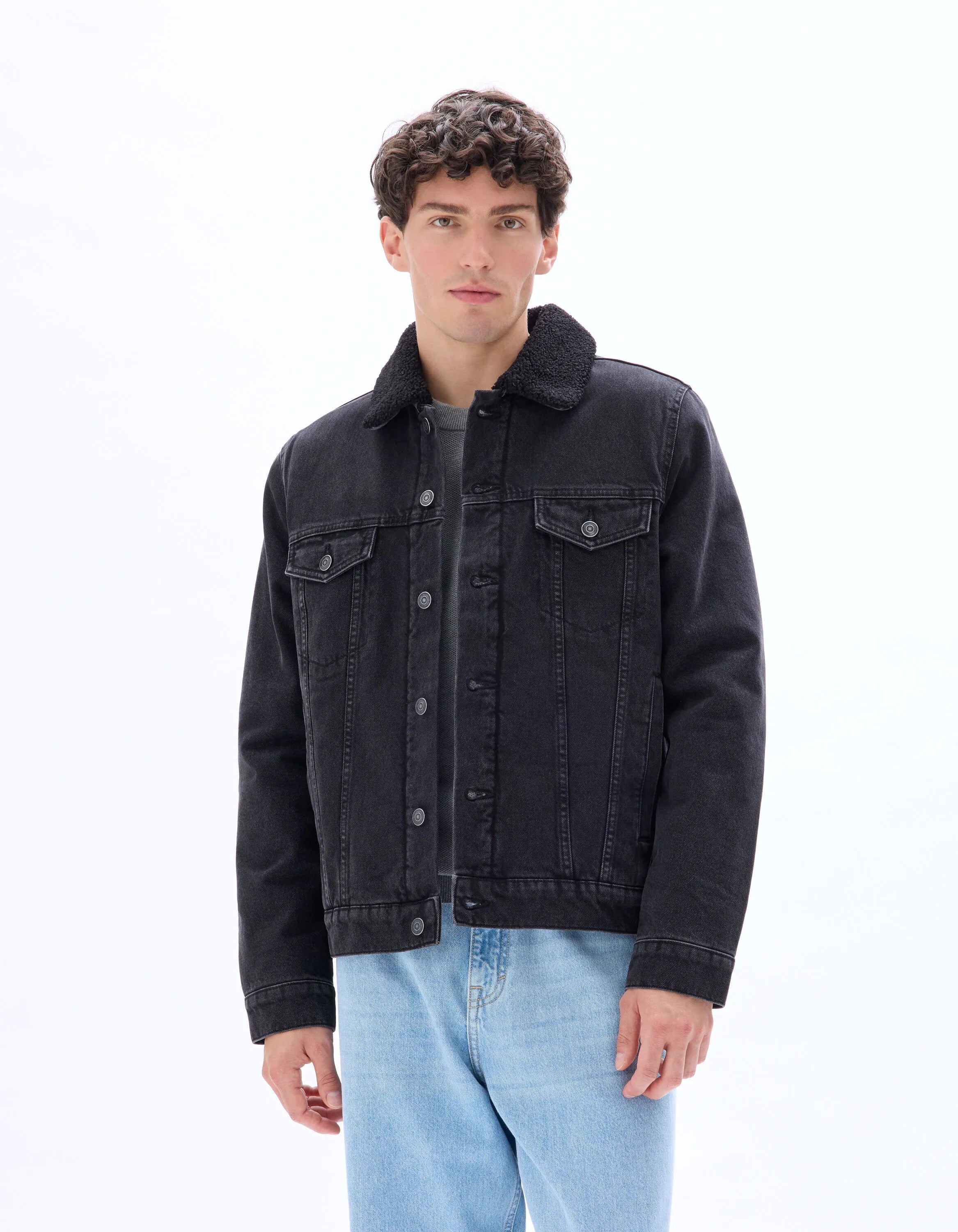 Celio_Faded Black_Sherpa-Lined Denim Jacket_JUDENSHERP_FADED BLACK_01