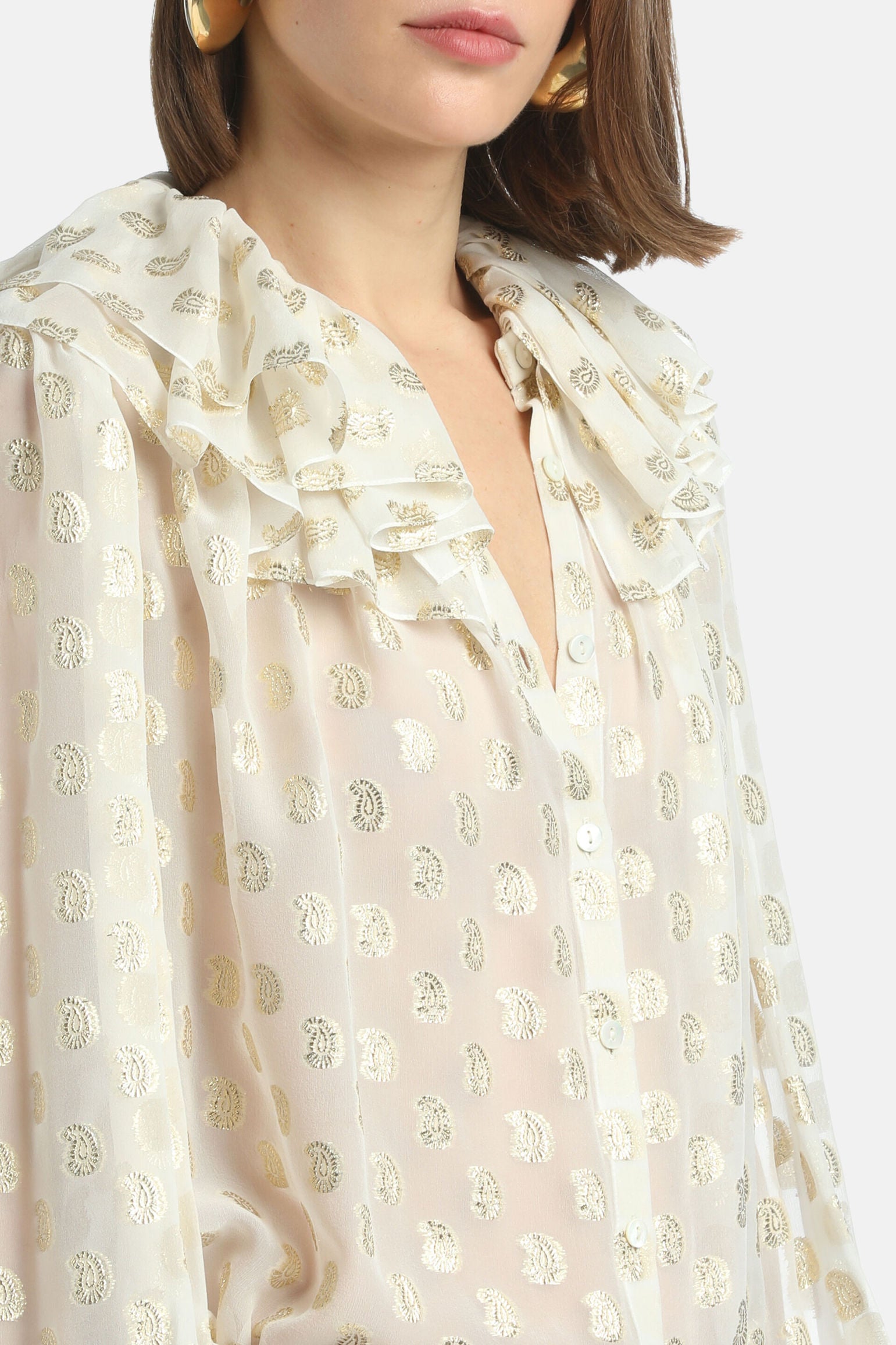 Luisa Spagnoli_Var Panna Oro_Latitudine - Silk Shirt with Lurex Details Ð Fashion Show_LATITUDINE_3916_03