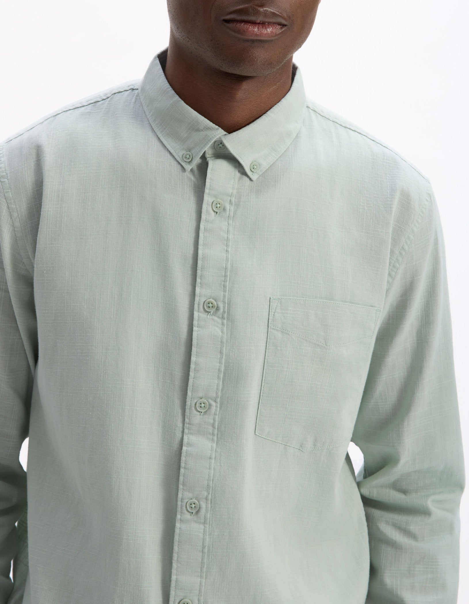 Celio_Khaki 100% Cotton Regular Slub Shirt_LAVRED_VERT SAUGE_04