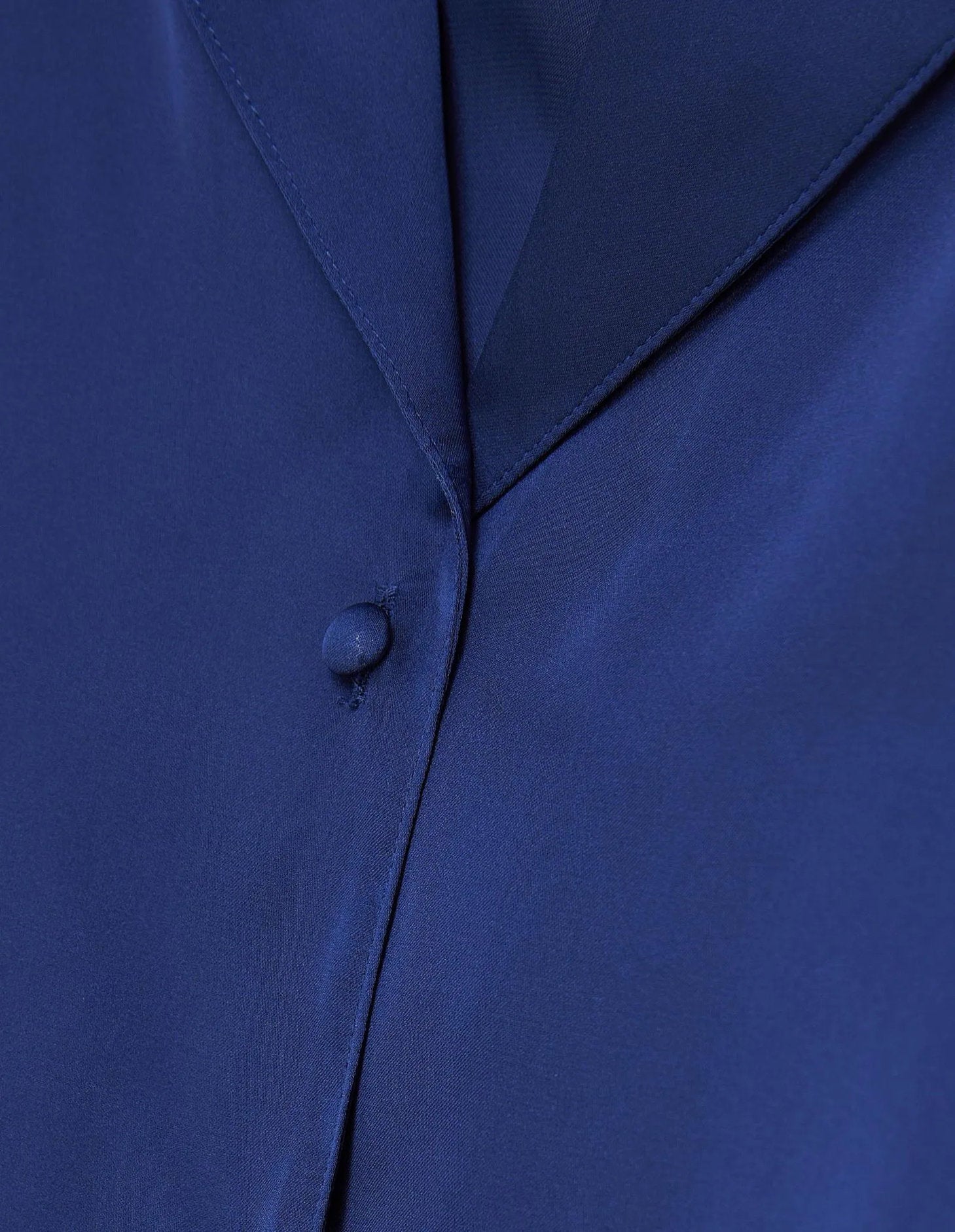 Yamamay_Long Sleeve Jacket Cut Shirt in Dark Blue Satin_LCDD181002_215_05