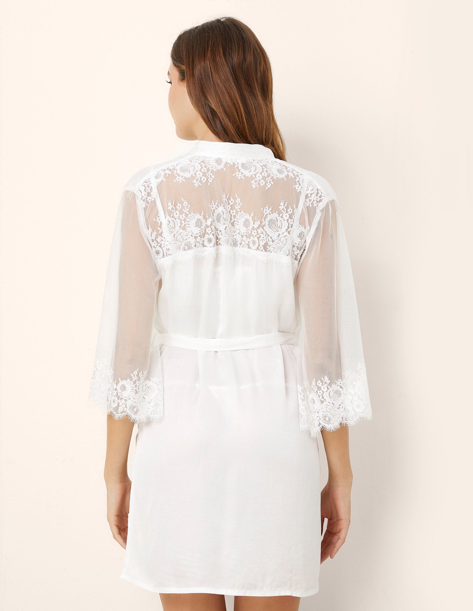 Yamamay_Jasmine Satin and Lace Kimono with Belt_LKID181002_096_03