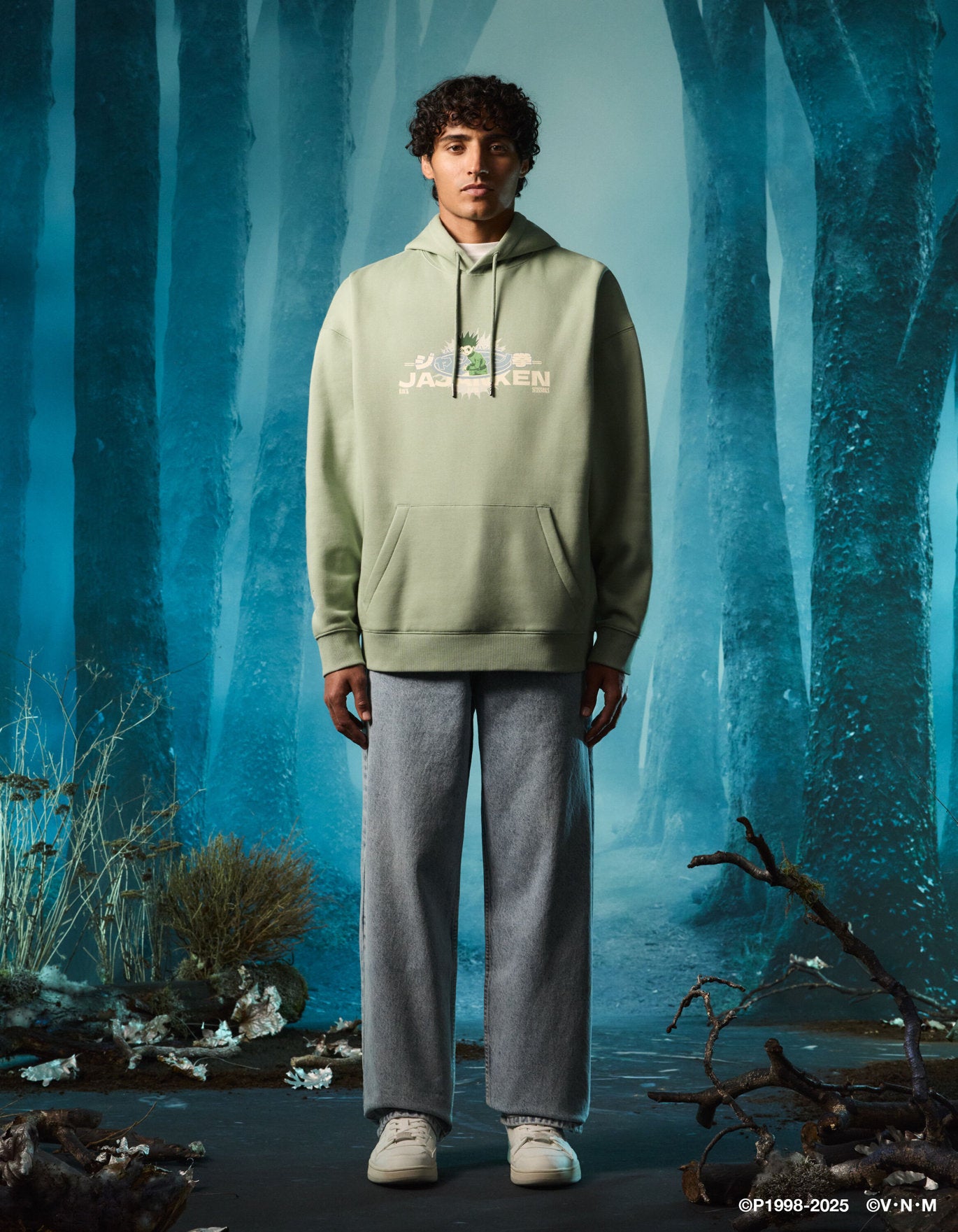 Celio_Hunter X Hunter Green Sweatshirt_LLEHXHSW_GREEN_02