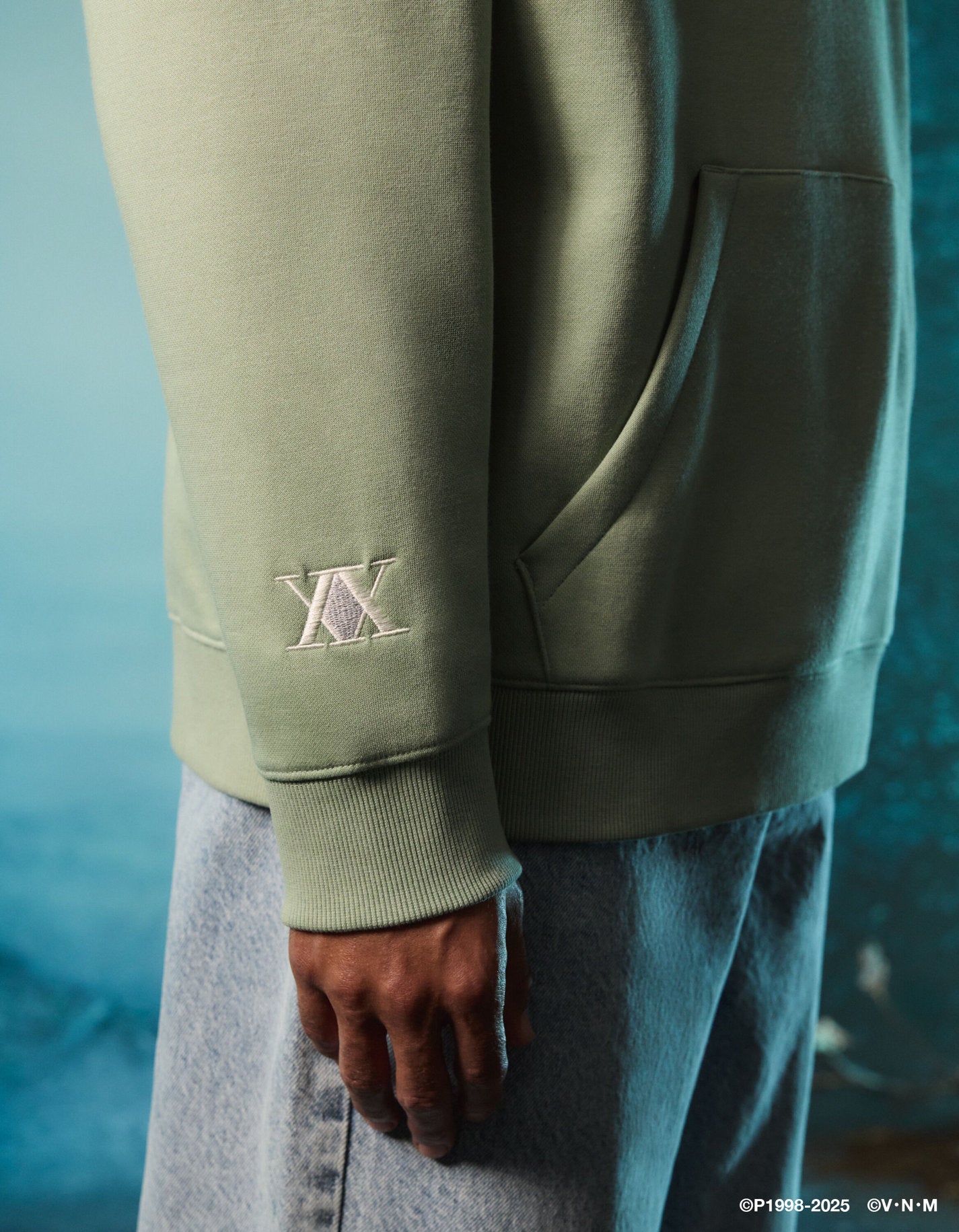 Celio_Hunter X Hunter Green Sweatshirt_LLEHXHSW_GREEN_04