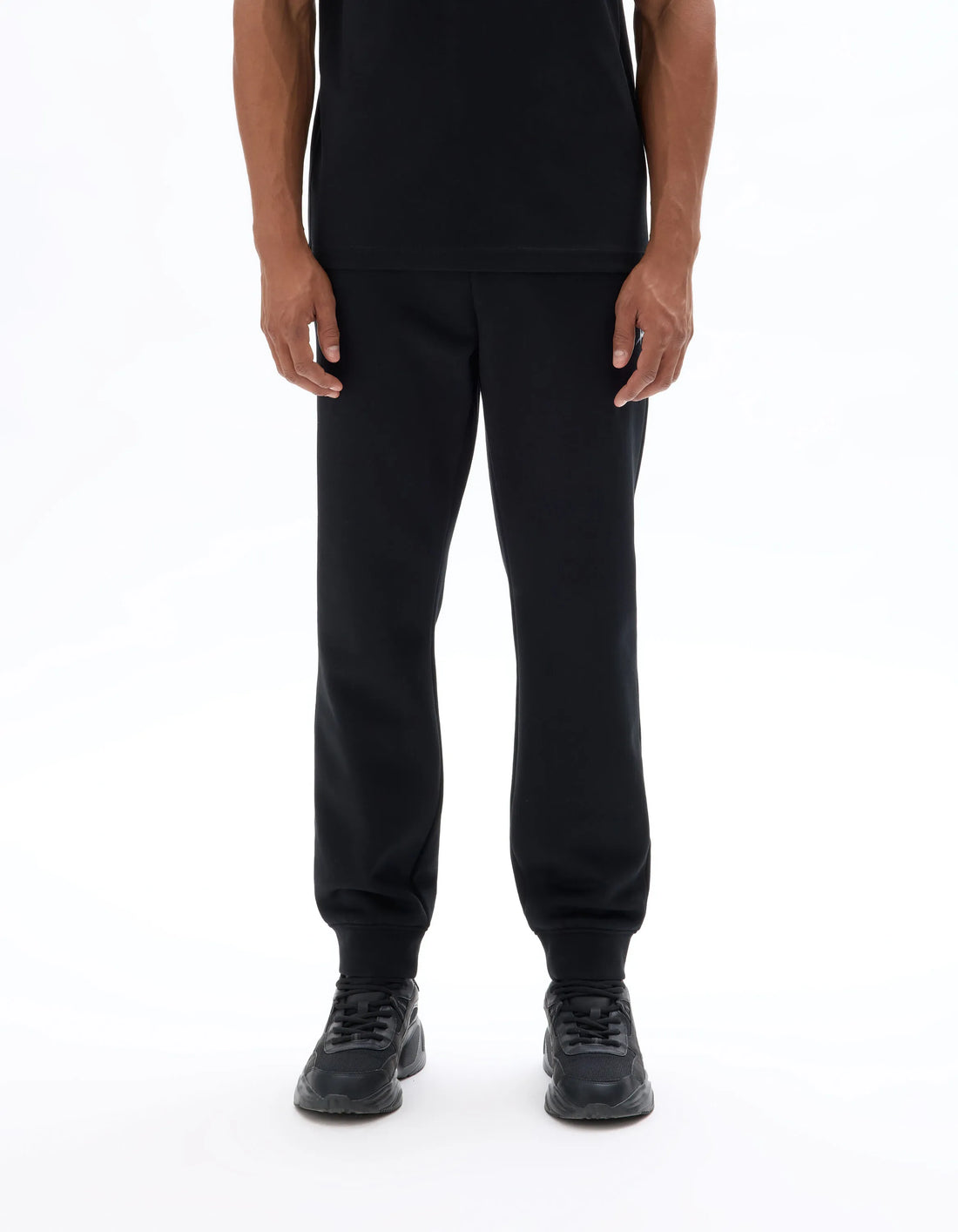 Celio_Black_WWE Jogging Pants_LMOWWE3_BLACK_02