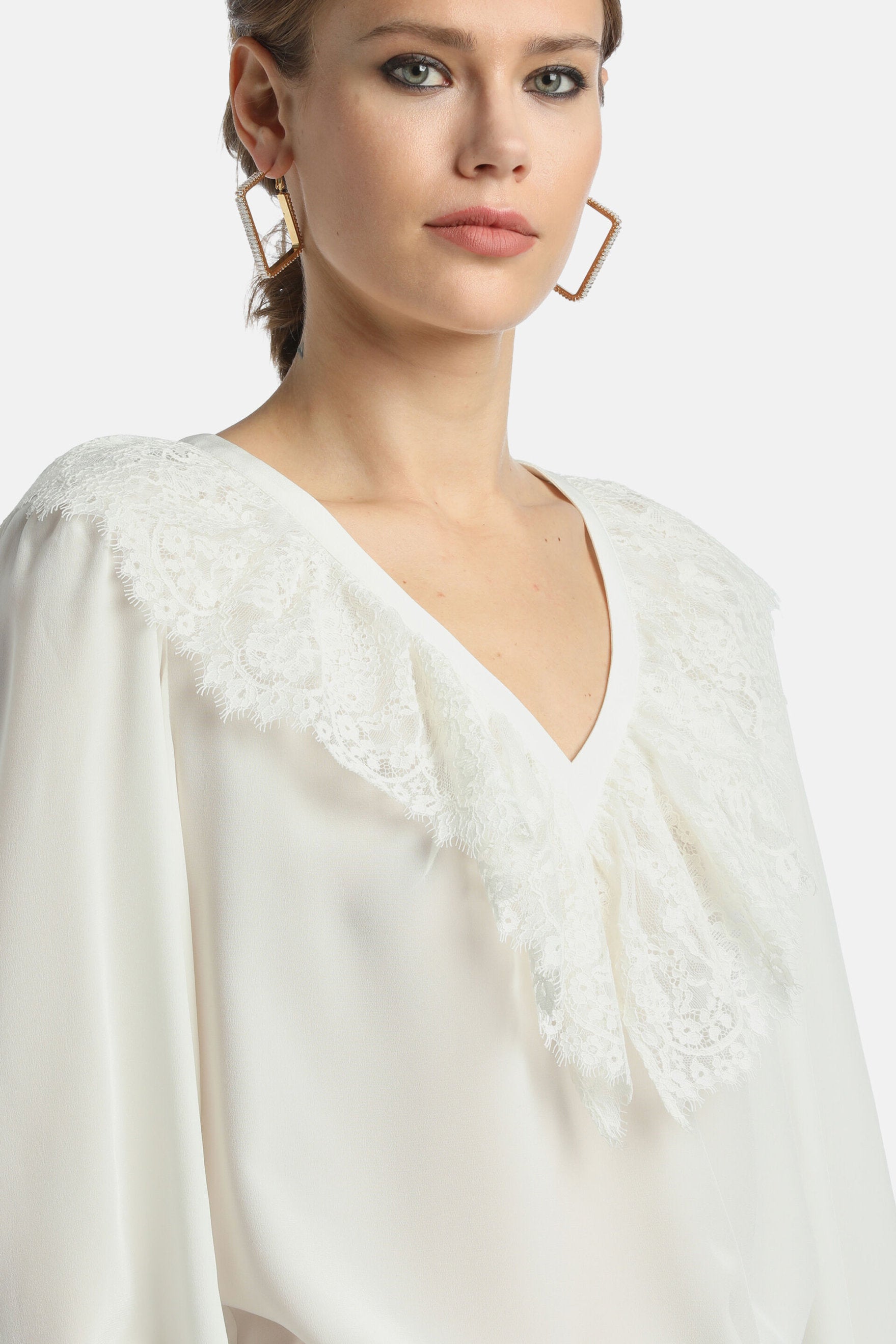 Luisa Spagnoli_Lumino - Elegant Blouse_LUMINO_0202_03