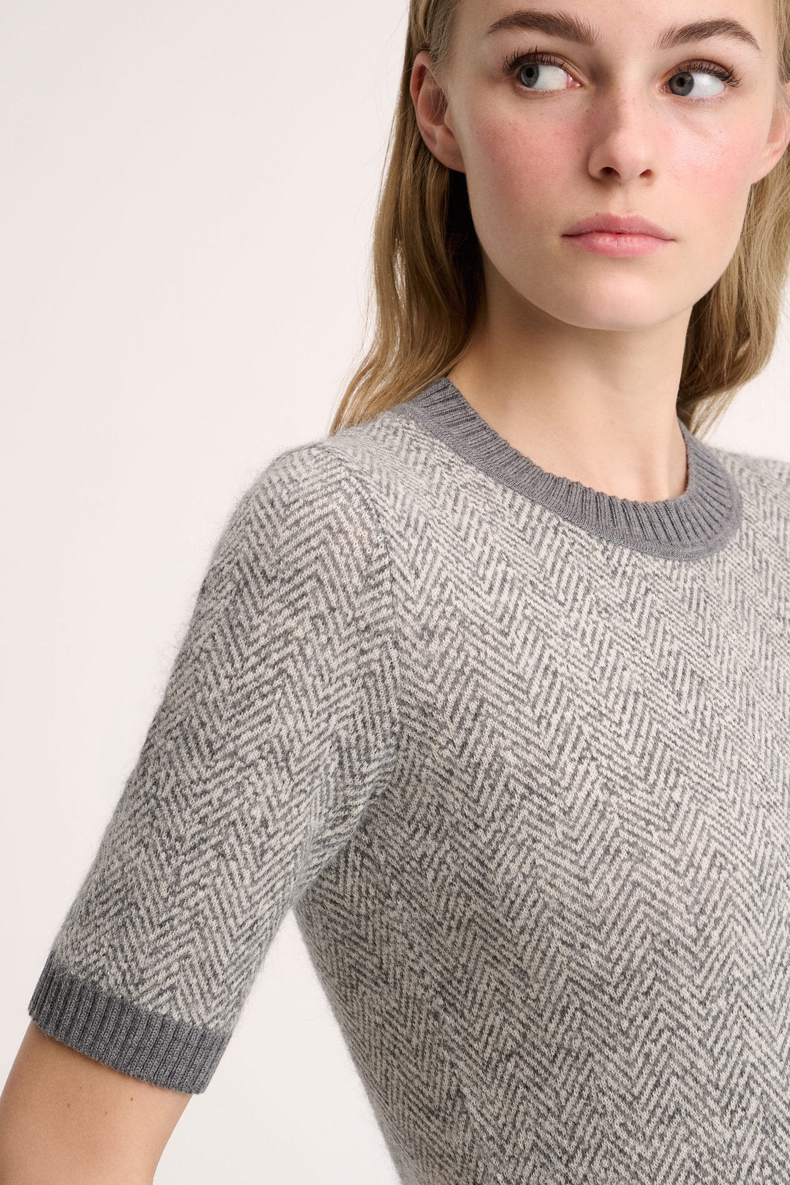 Madrigale Short Sleeve Pullover_03