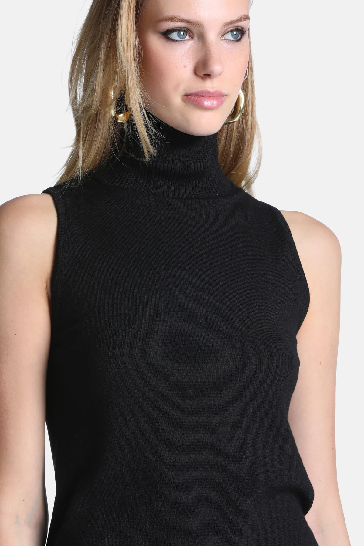 Luisa Spagnoli Nero Women Malu Sleeveless Pure Wool Sweater - Fashion Show SKU: MALU_0101 Image 03
