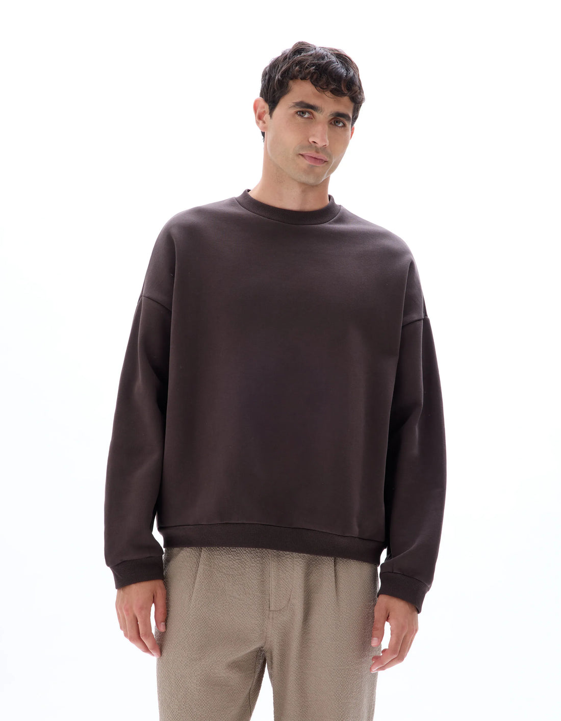 Celio_Faux Noir_Oversized Crew Neck Sweatshirt_MEHIVY_FAUX NOIR_02
