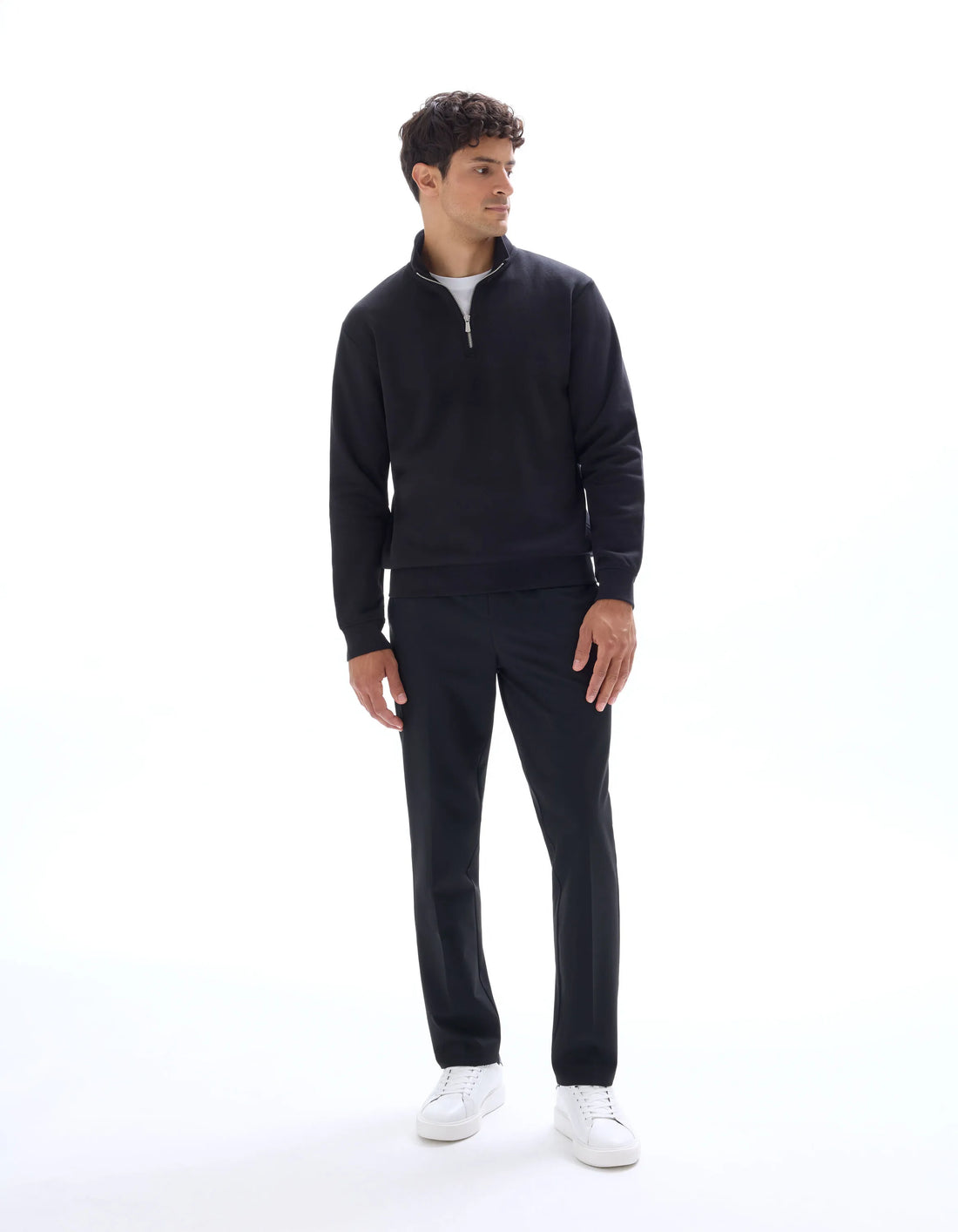 Celio_Black_Regular Crew Neck Sweatshirt_METREUK_BLACK_01