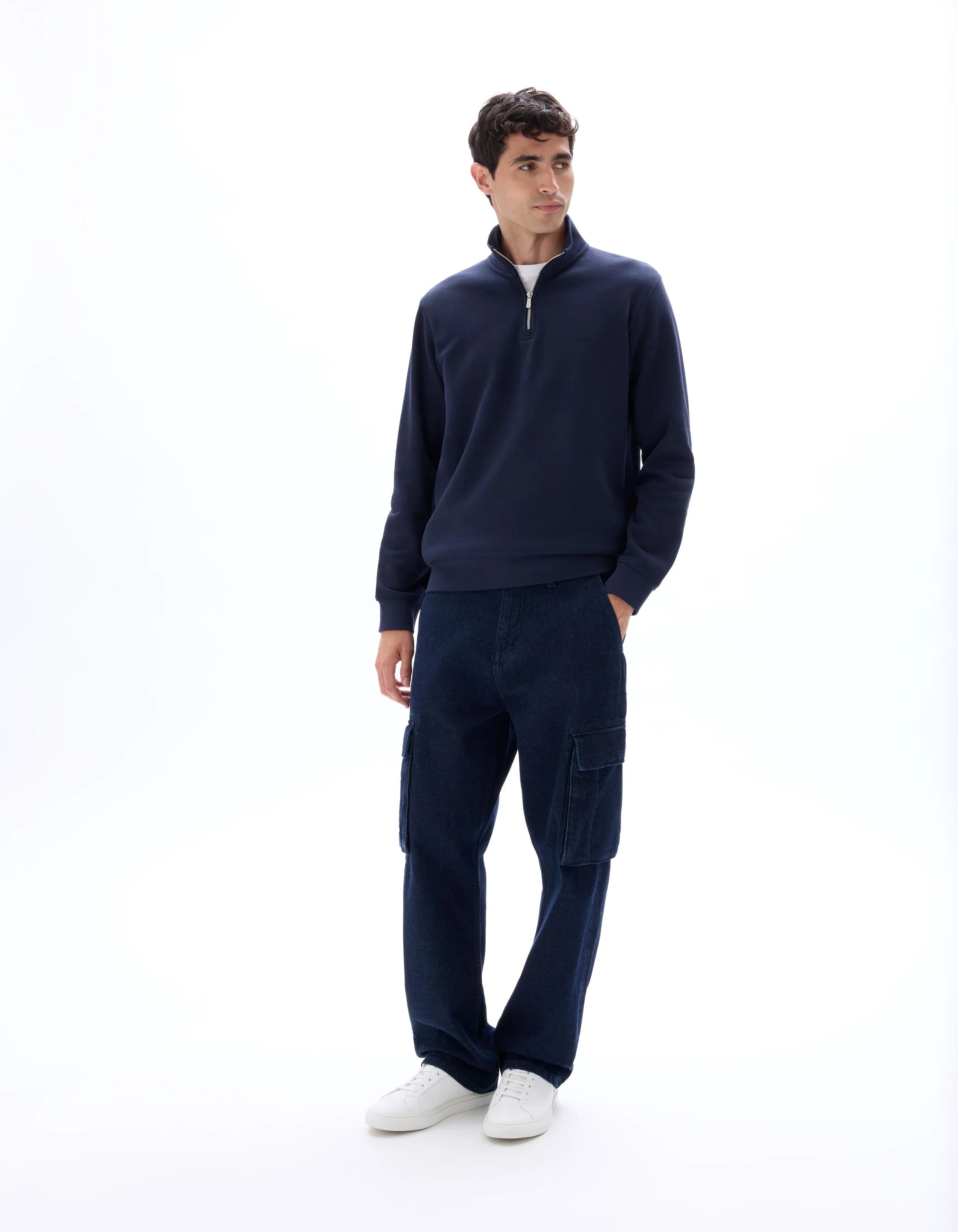Celio_Navy_Regular Crew Neck Sweatshirt_METREUK_NAVY_01