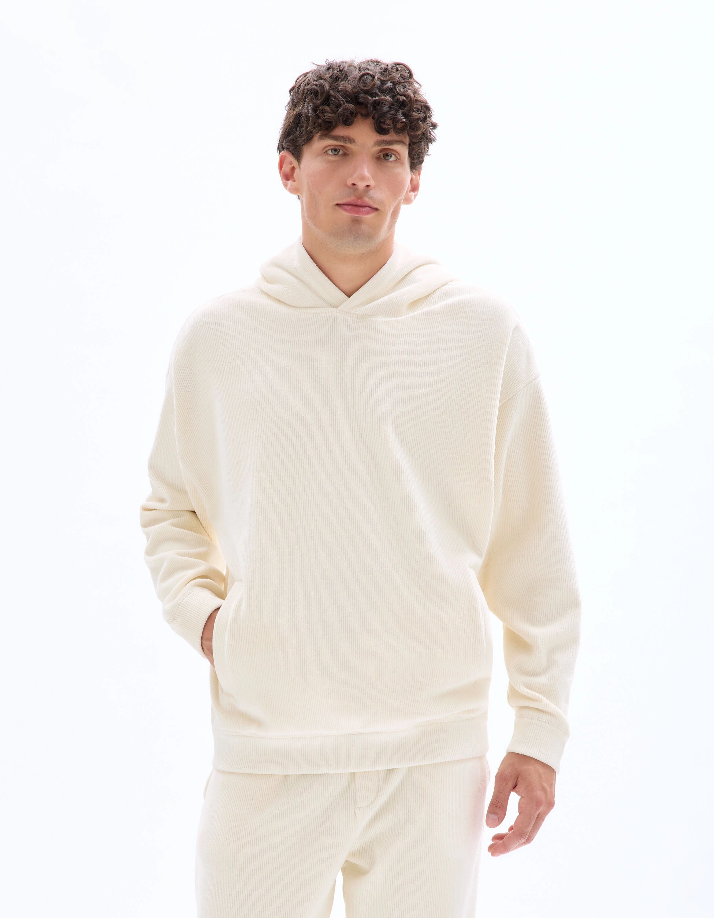 Celio_Ecru_Oversized Velour Hoodie_MEVELVET_ECRU_01