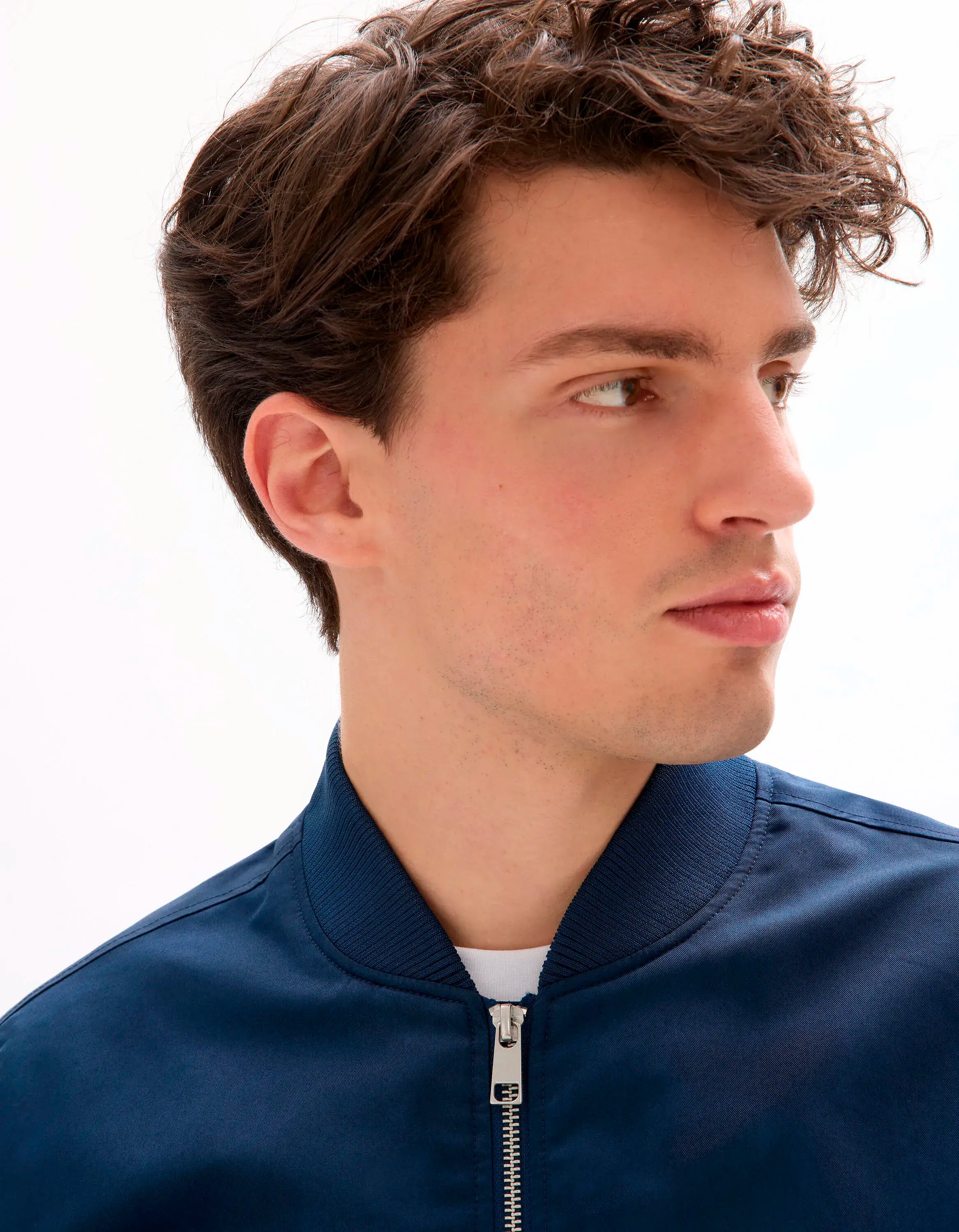 Celio_Navy_Lightweight Bomber Jacket_MUBLUZ_NAVY_04
