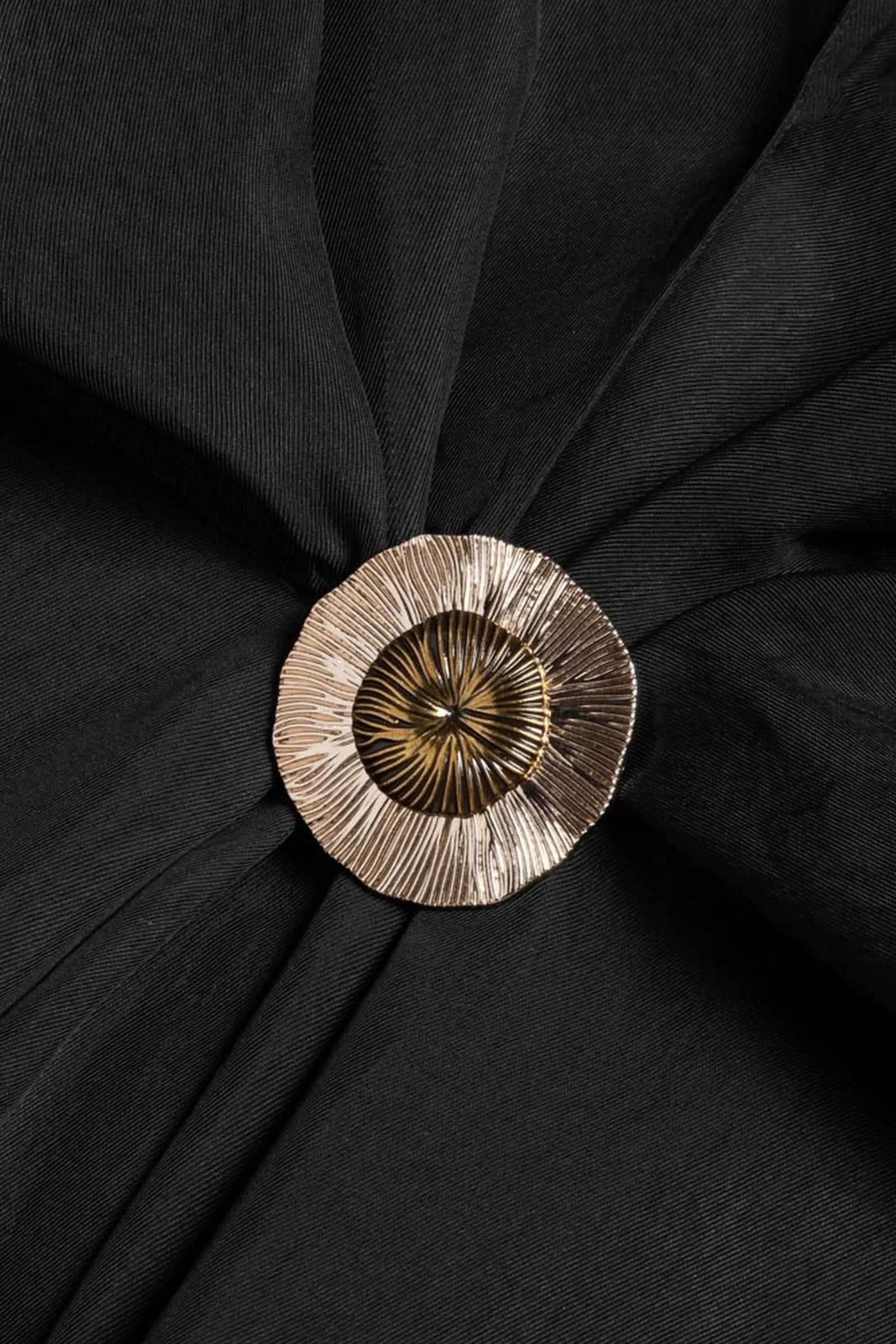 Nocturne Black Women Draped Buckle-Detail Shirt SKU: N26YN25235_0002 Image 10
