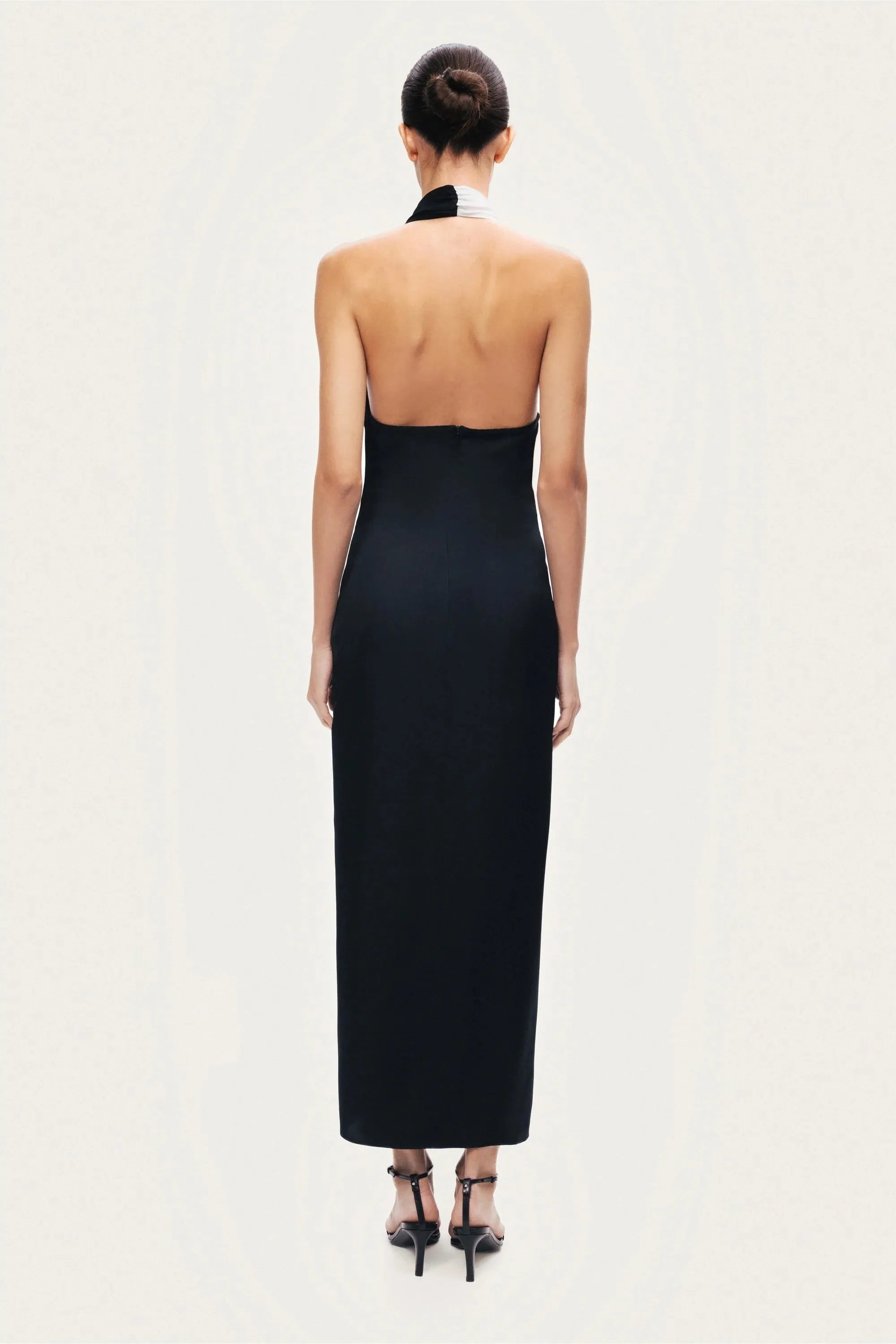 Nocturne Multi-Coloured Women Contrast Draped Halter Maxi Dress SKU: N26YN2807_0007 Image 07