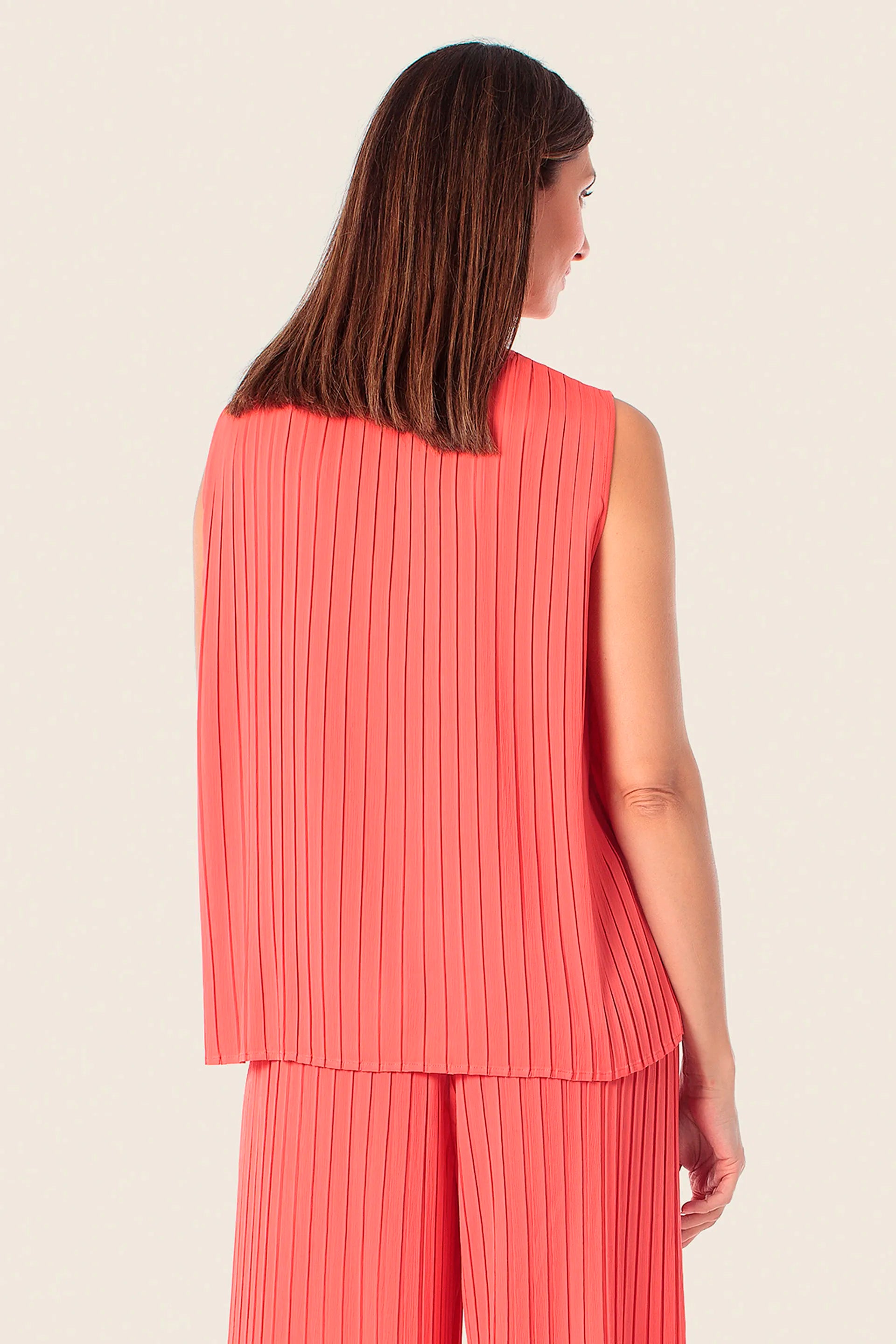 Gerry Weber Red Lobster 0 Sleeveless Pleated Blouse SKU: N61015_302 Image 02