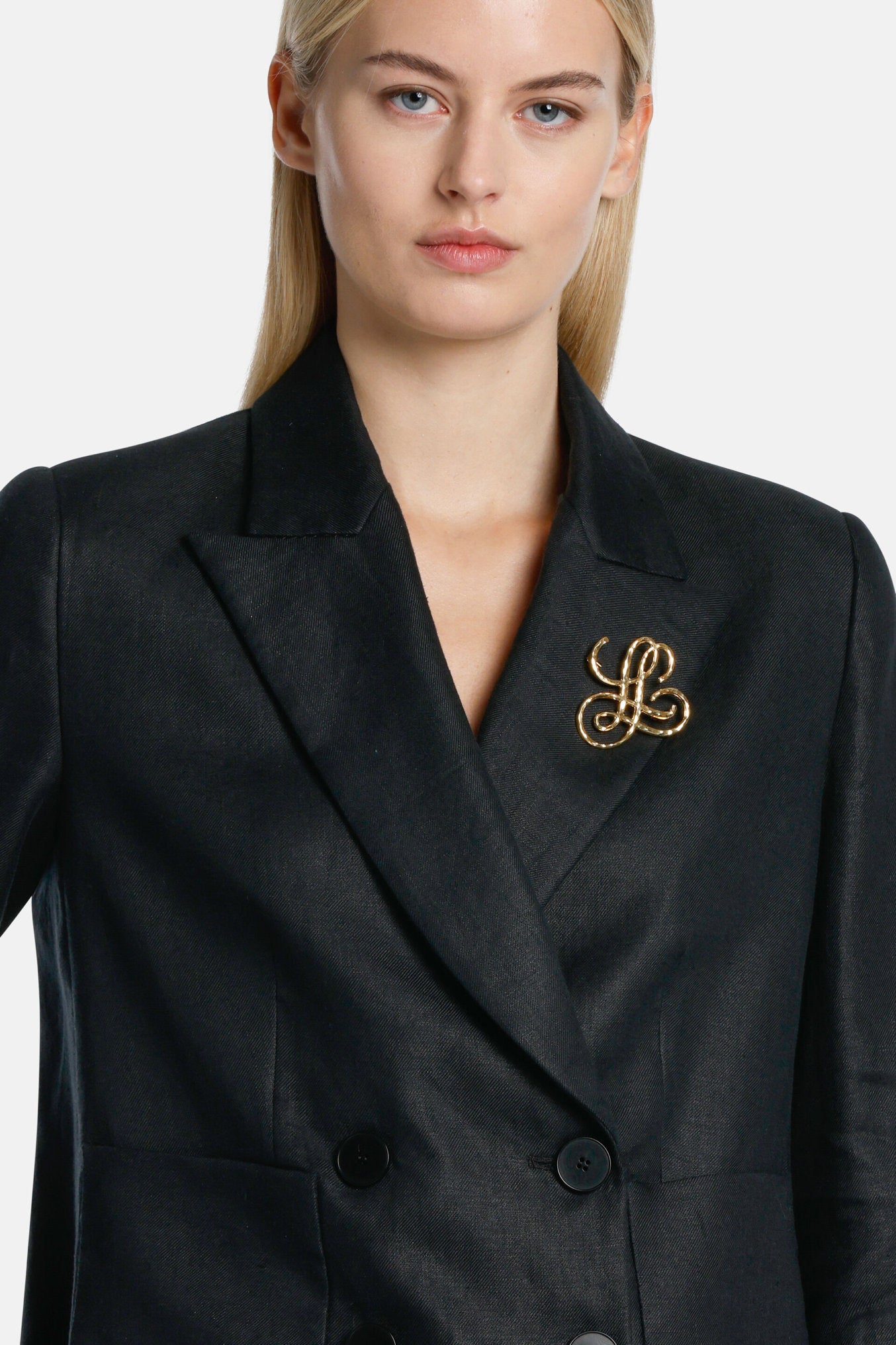 Luisa Spagnoli_Nerita - Monogram Brooch_NERITA_0002_01
