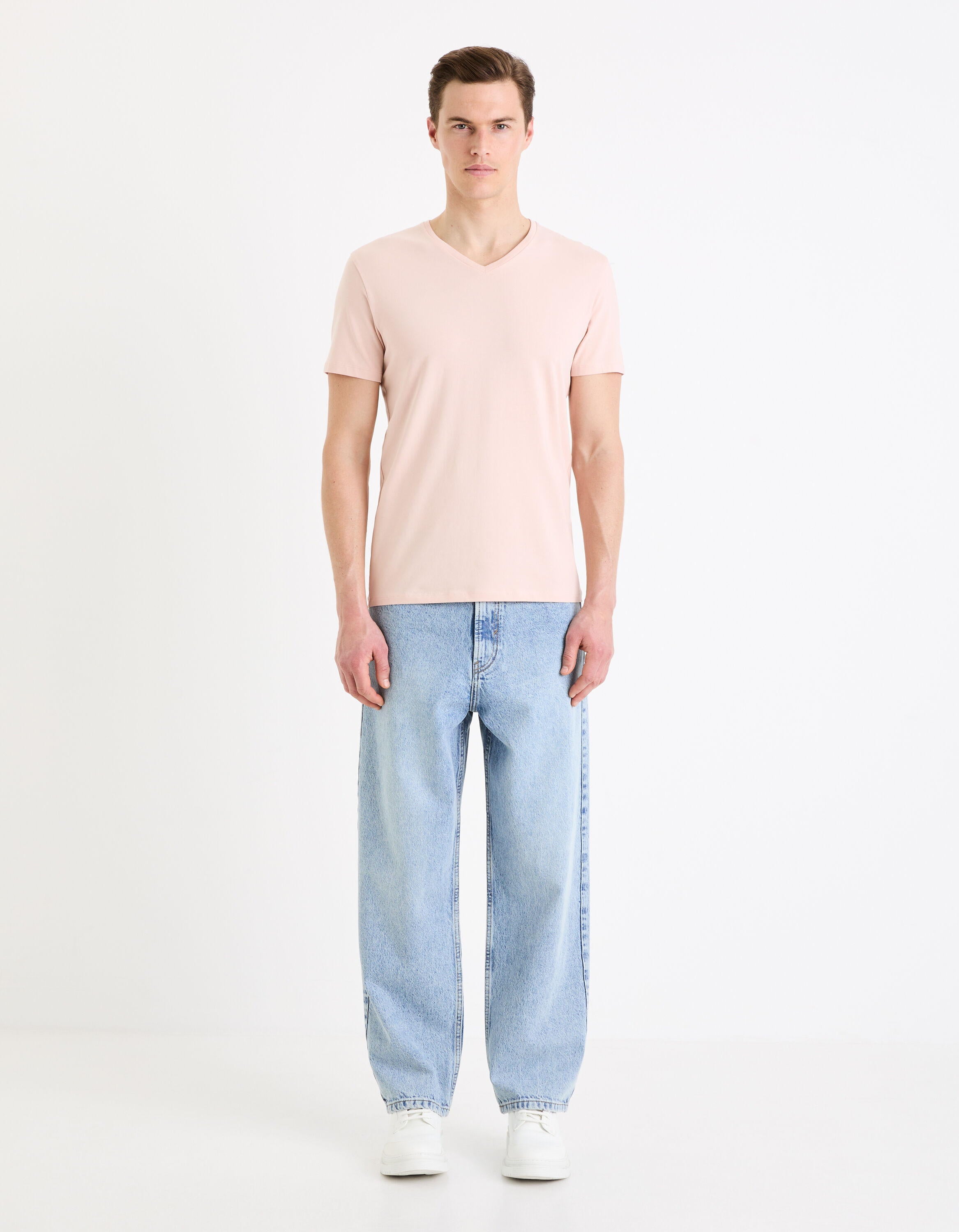 Slim Stretch V-Neck T-Shirt_NEUNIV_LIGHT PINK 01_03
