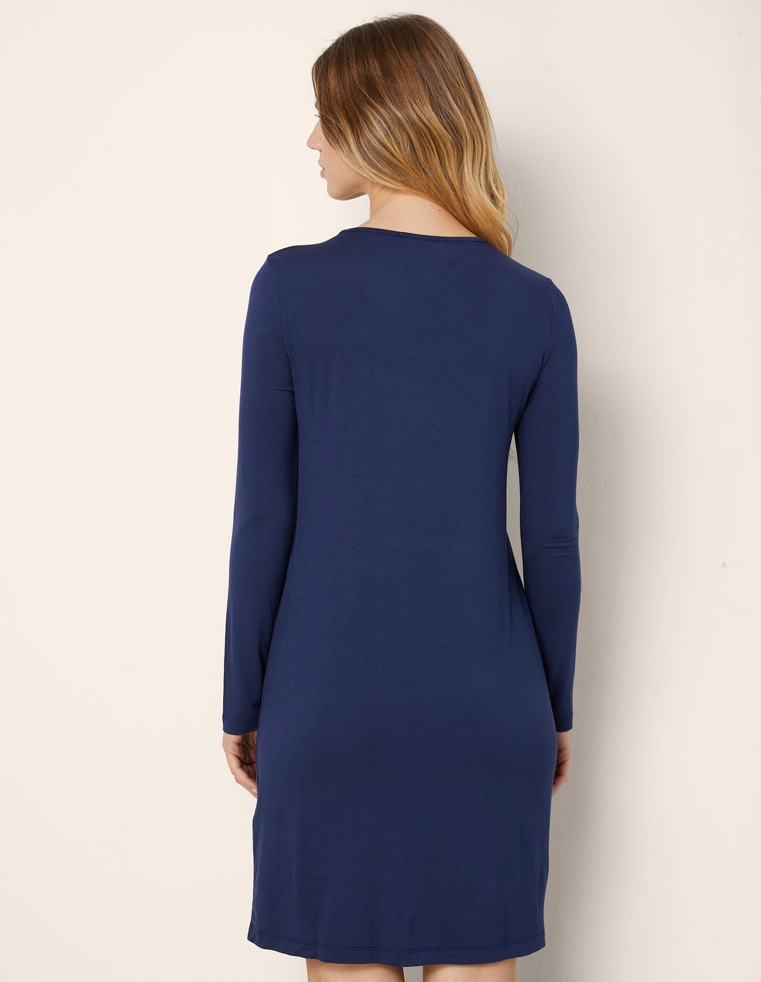 Yamamay_Blue Long-Sleeved Nightgown in Tencel ª Modal Stretch with Lace_PCCD181003_215_03