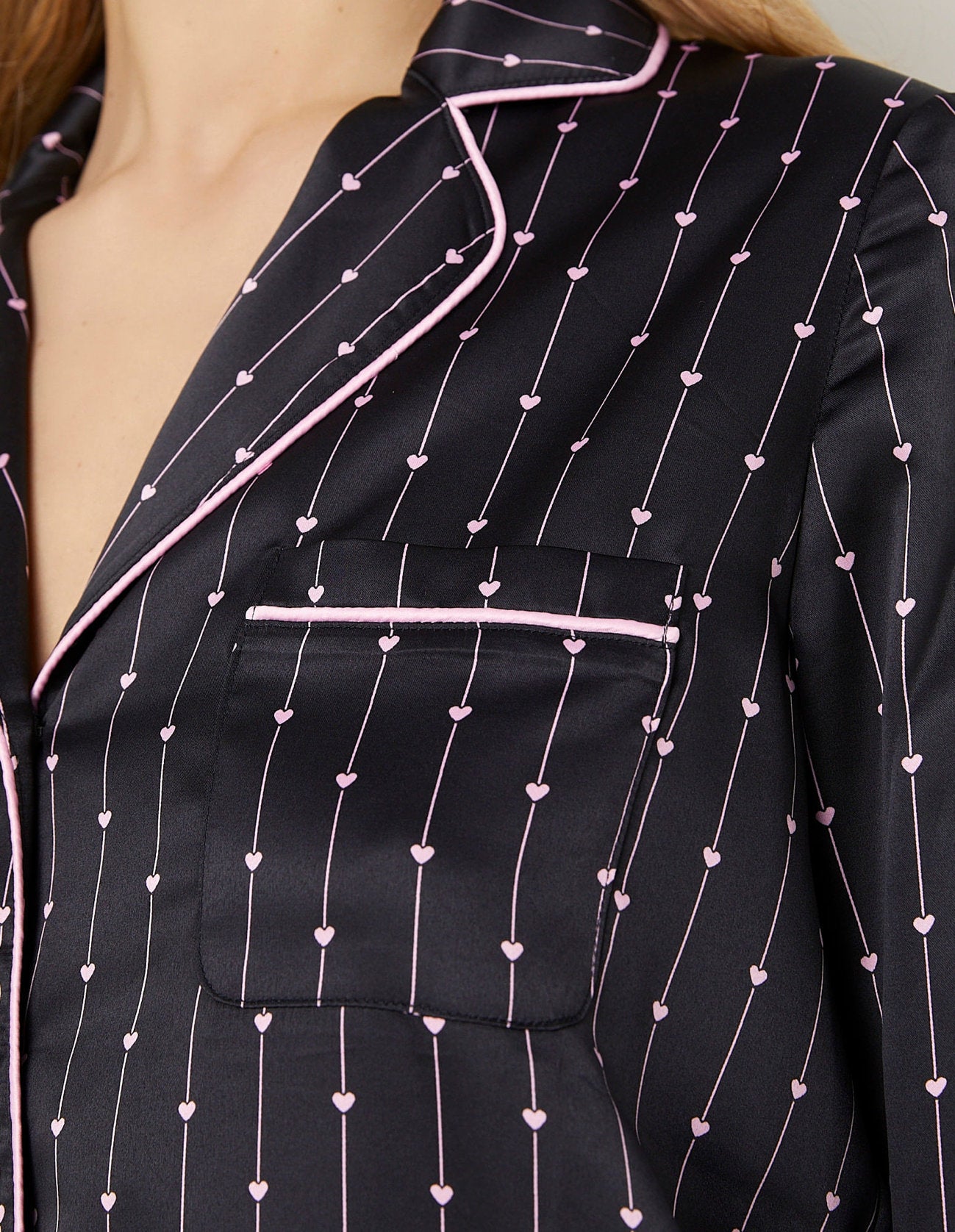 Yamamay_Amour Toujours Long Open Pajamas in Blue Satin_PPRD181001_128_04