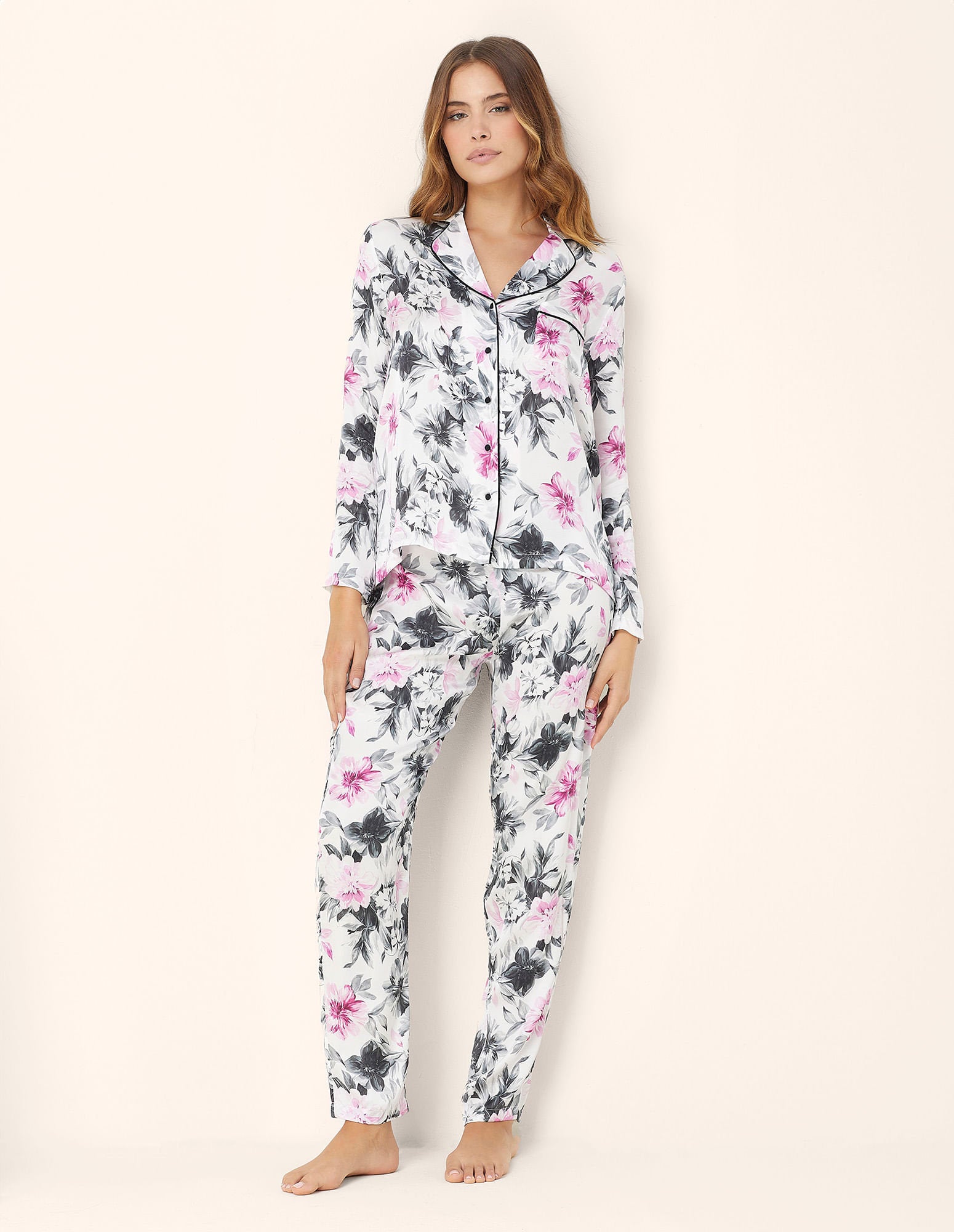 Yamamay_Long Open Viscose Satin Pajama Cecile_PPRD181003_128_01