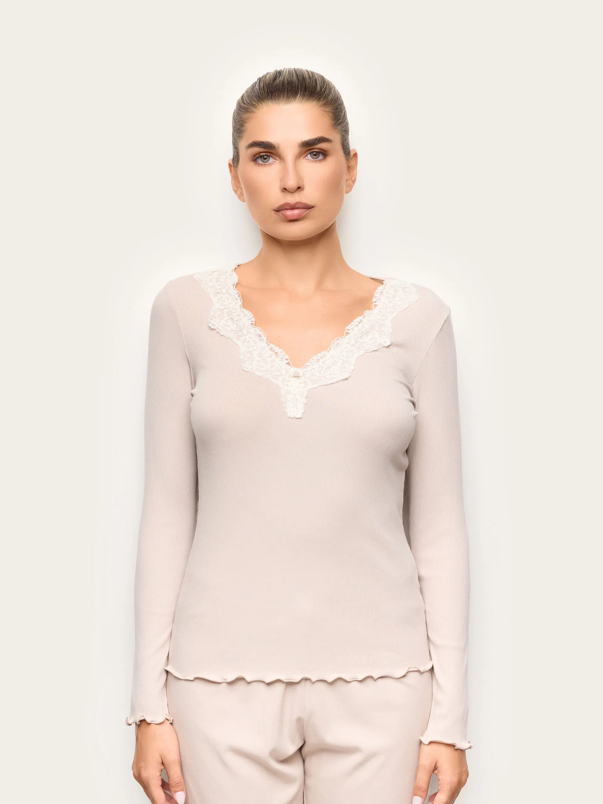 Yamamay BEIGE Women Long-Sleeve T-Shirt - Basic Modal & Cotton Rib SKU: PPTD193003_726 Image 02