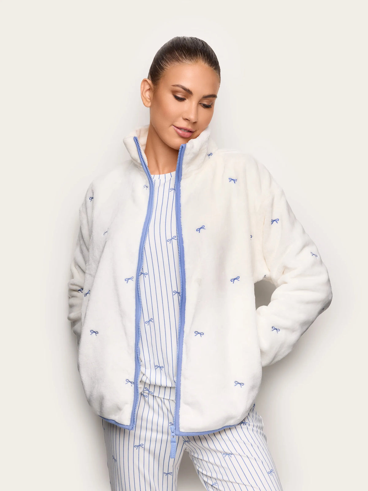 Yamamay ALMOND Women Bed Jacket - Sweet Night SKU: PVED193002_244 Image 01