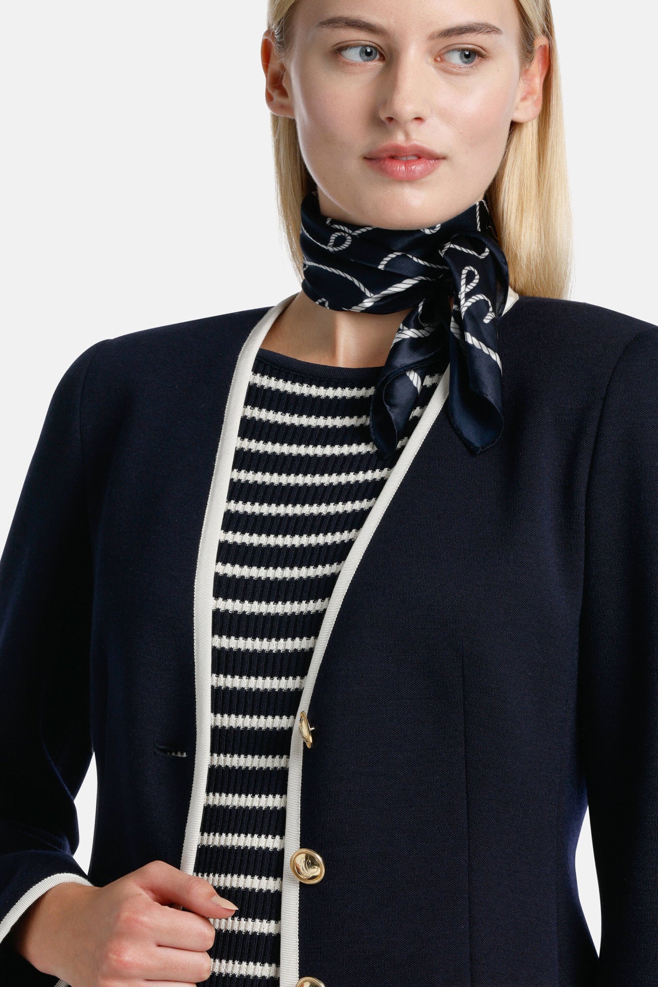 Luisa Spagnoli_Roucy - Printed Foulard_ROUCY_3837_01