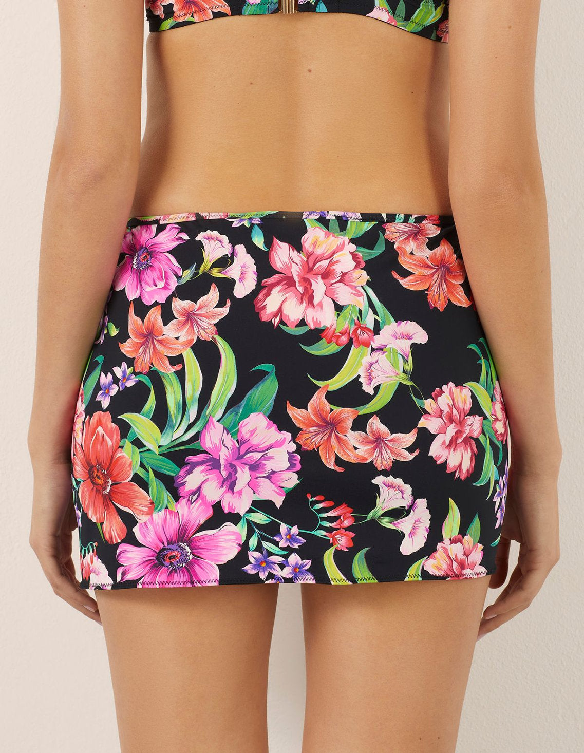 Yamamay_Marianna Microfiber Pareo_SAAD182009_128_02