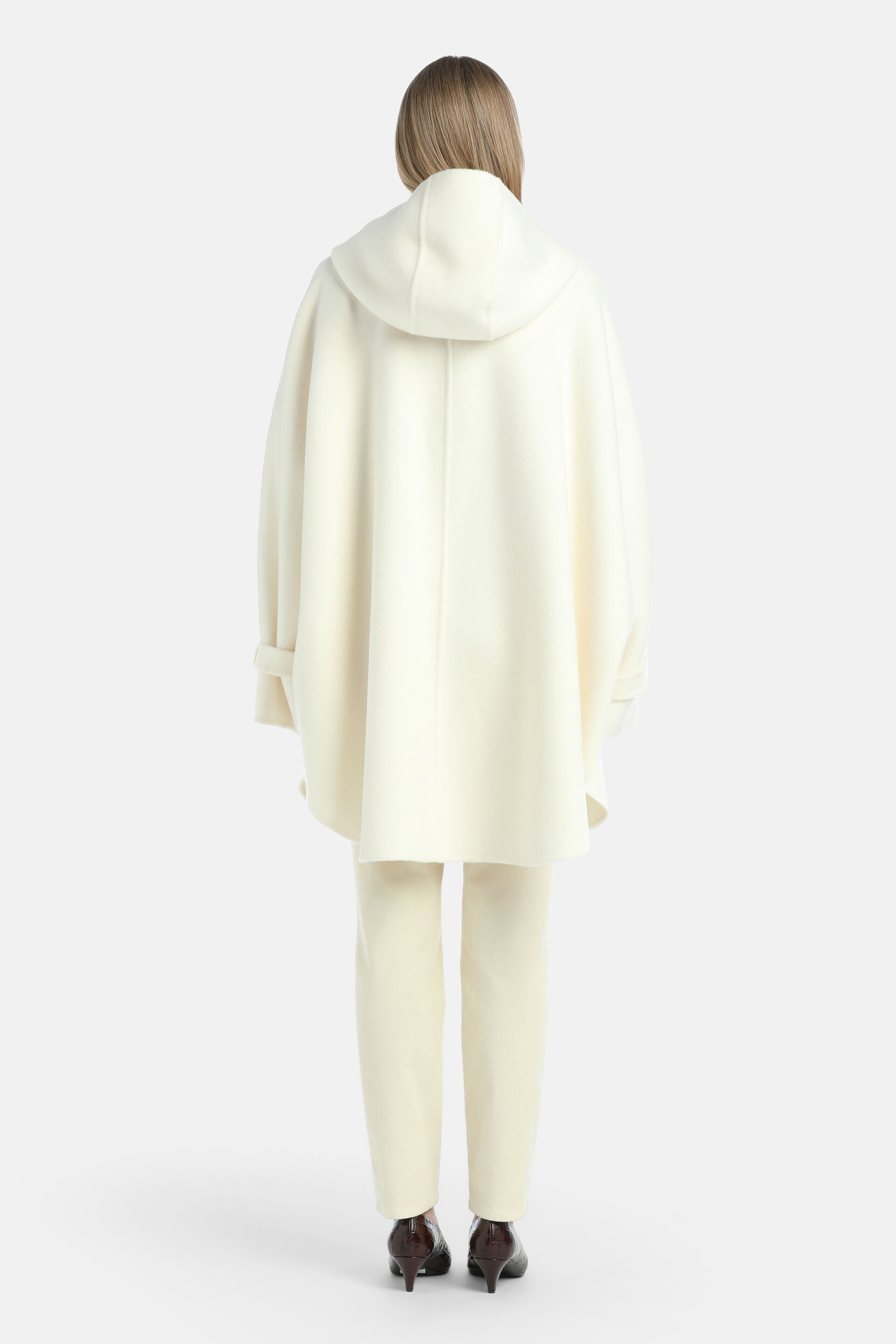 Luisa Spagnoli_Panna_Sagomata - Unstructured Coat_SAGOMATA_0202_02