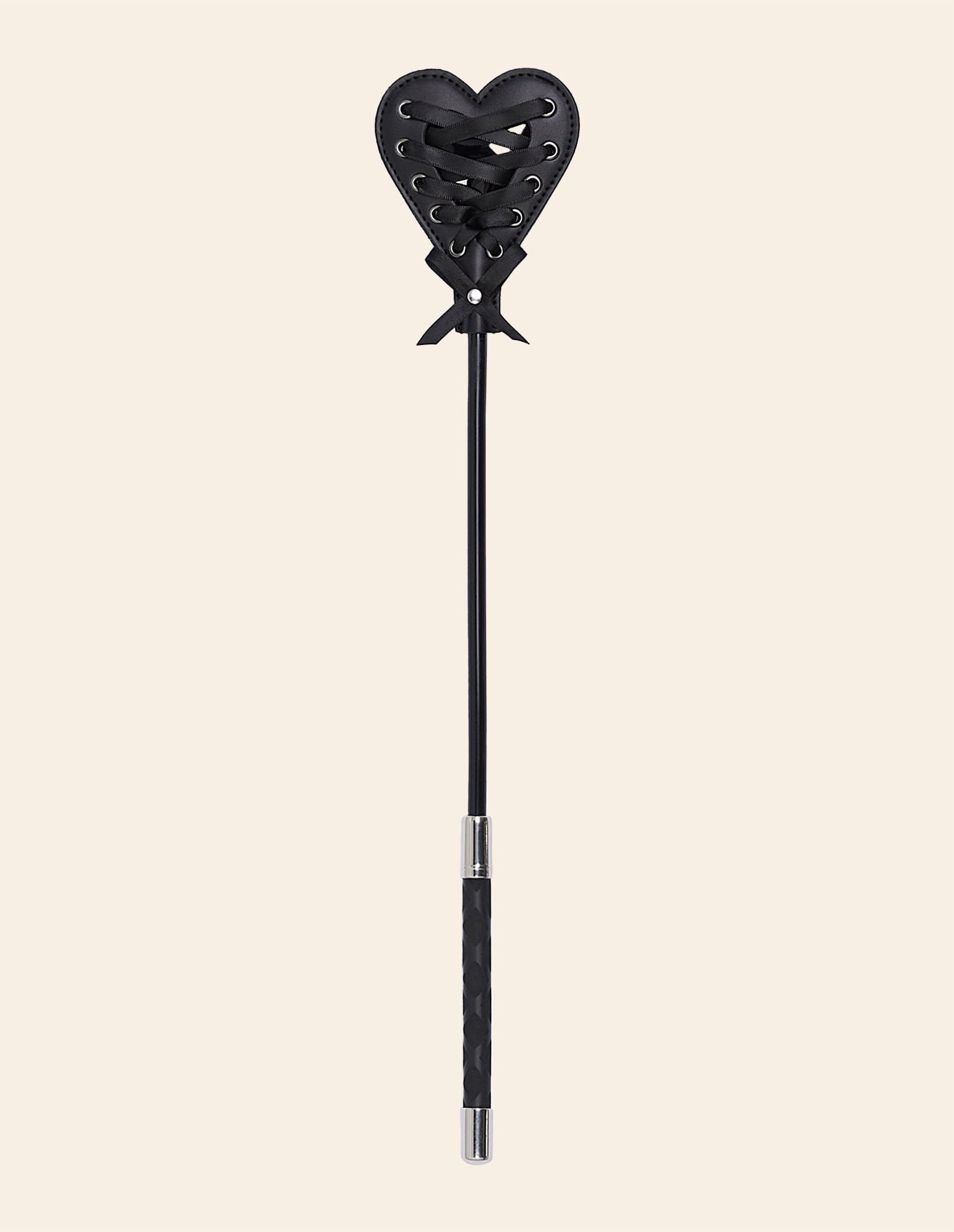 Yamamay_Heart-Shaped Faux-Leather Whip PrivŽ - Black Cross_SCTD181004_072_01
