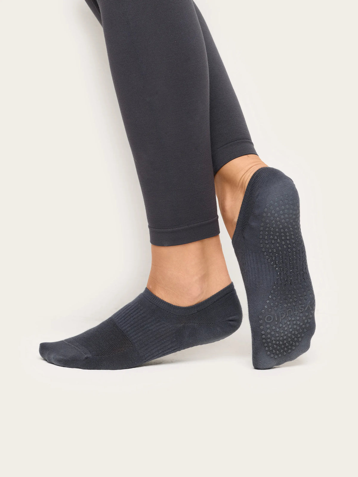 Yamamay MAUVE Women Short Socks - Ystudio SKU: TCZD193004_136 Image 02