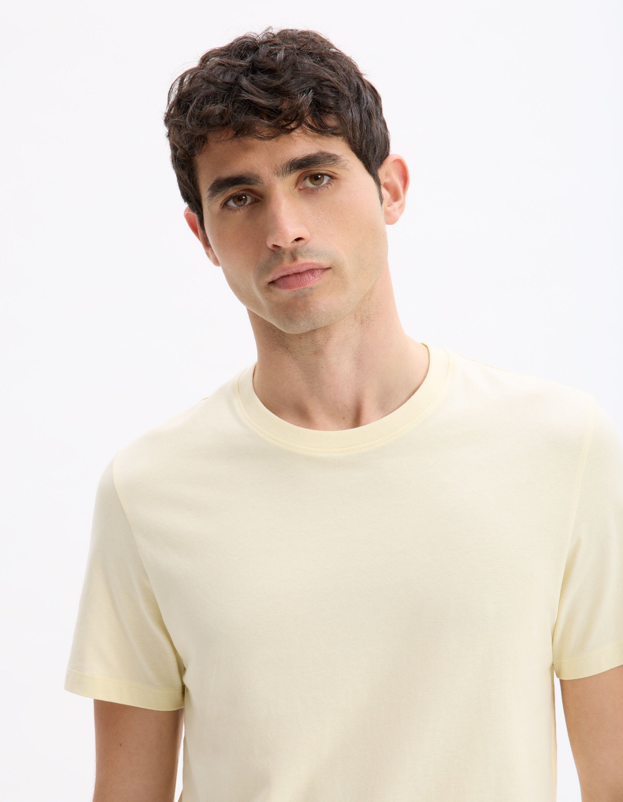 Celio_Yellow Straight Crew Neck T-Shirt 100% Cotton_TEBASE_TRANSPARENT YELLOW_04