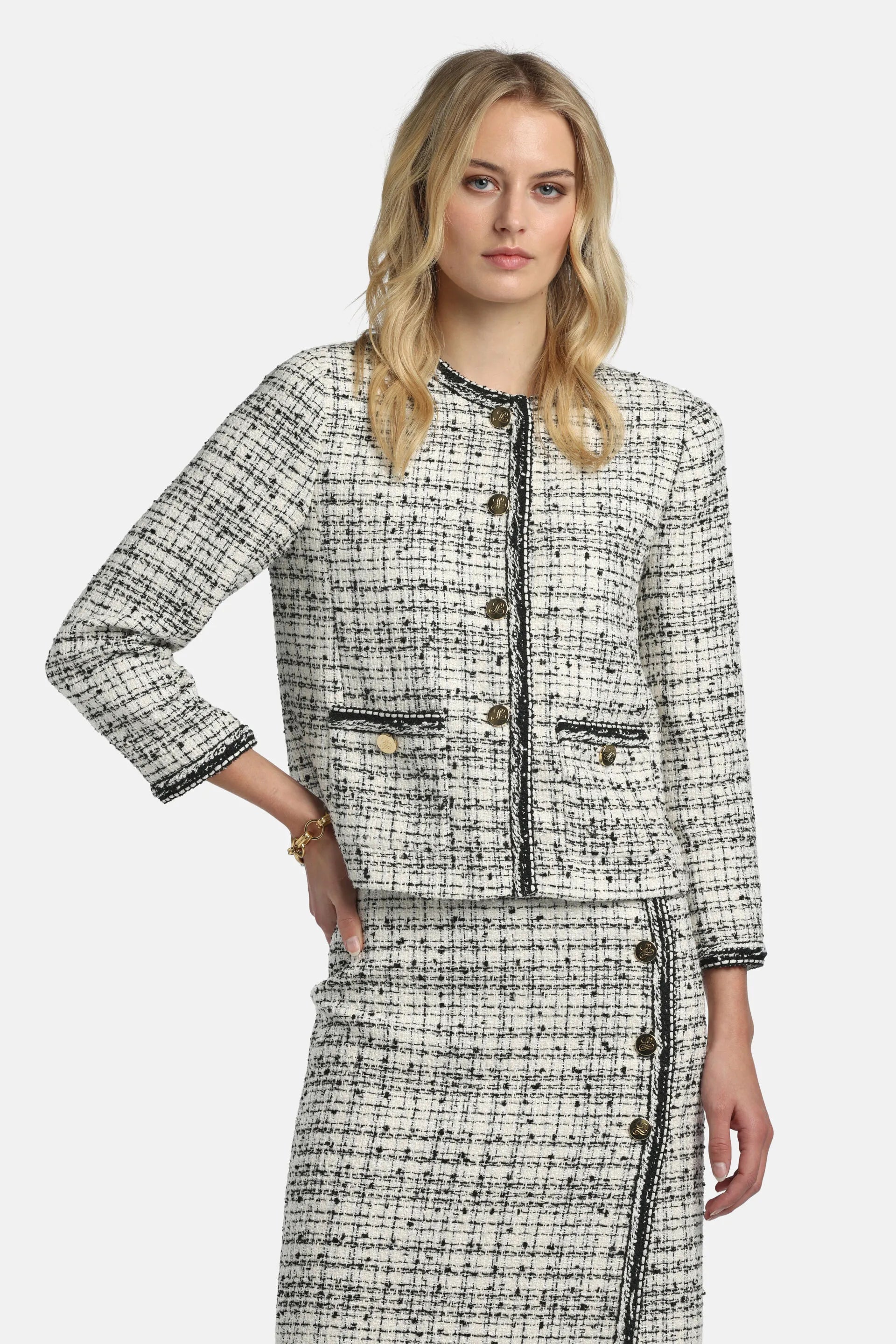 Luisa Spagnoli_Cream_Vibio - Bon-Ton BouclŽ Jacket_VIBIO_3157_01