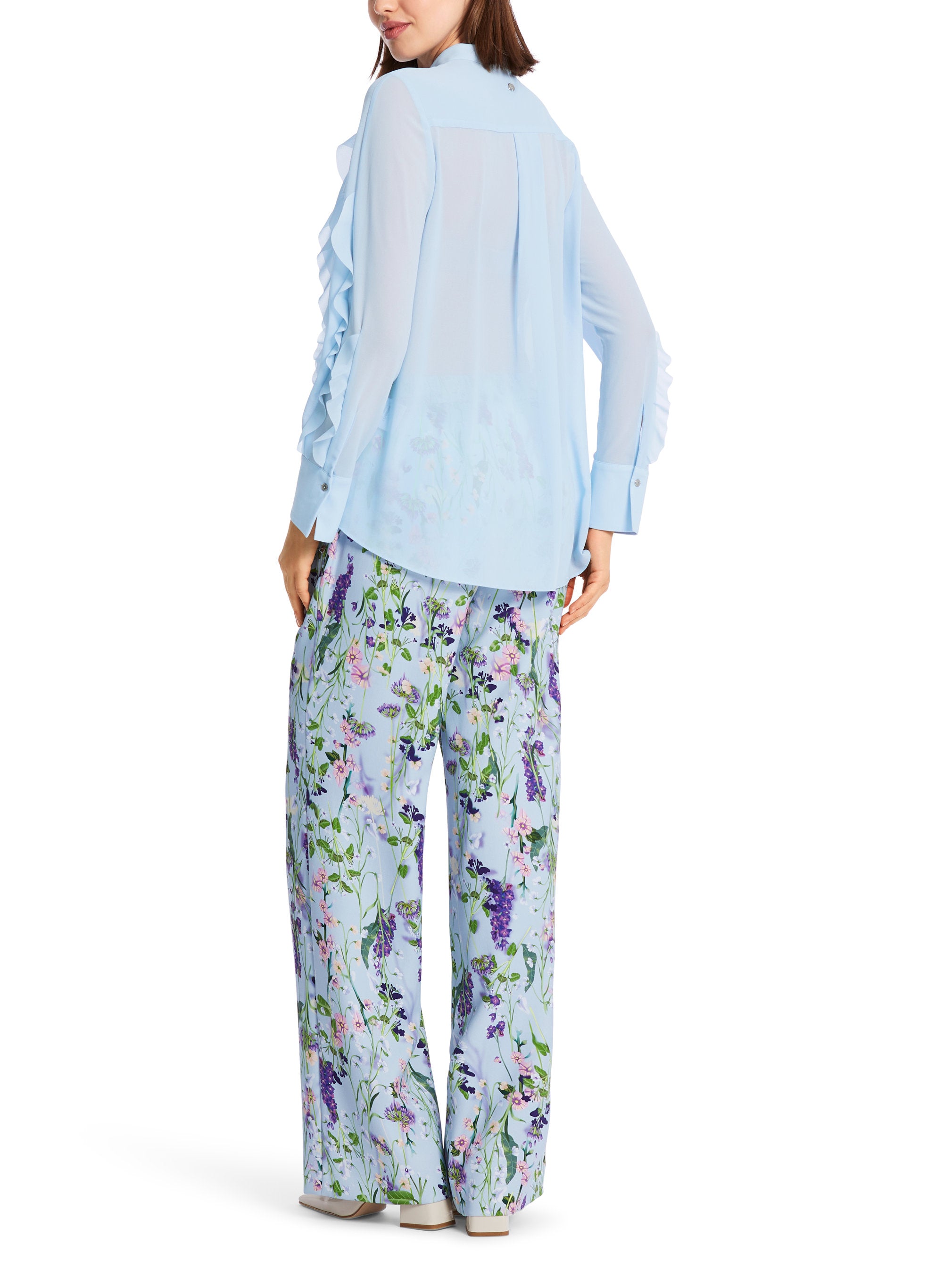Long Sleeve Blouse With Ruffles_Wc 51.27 W44_320_03