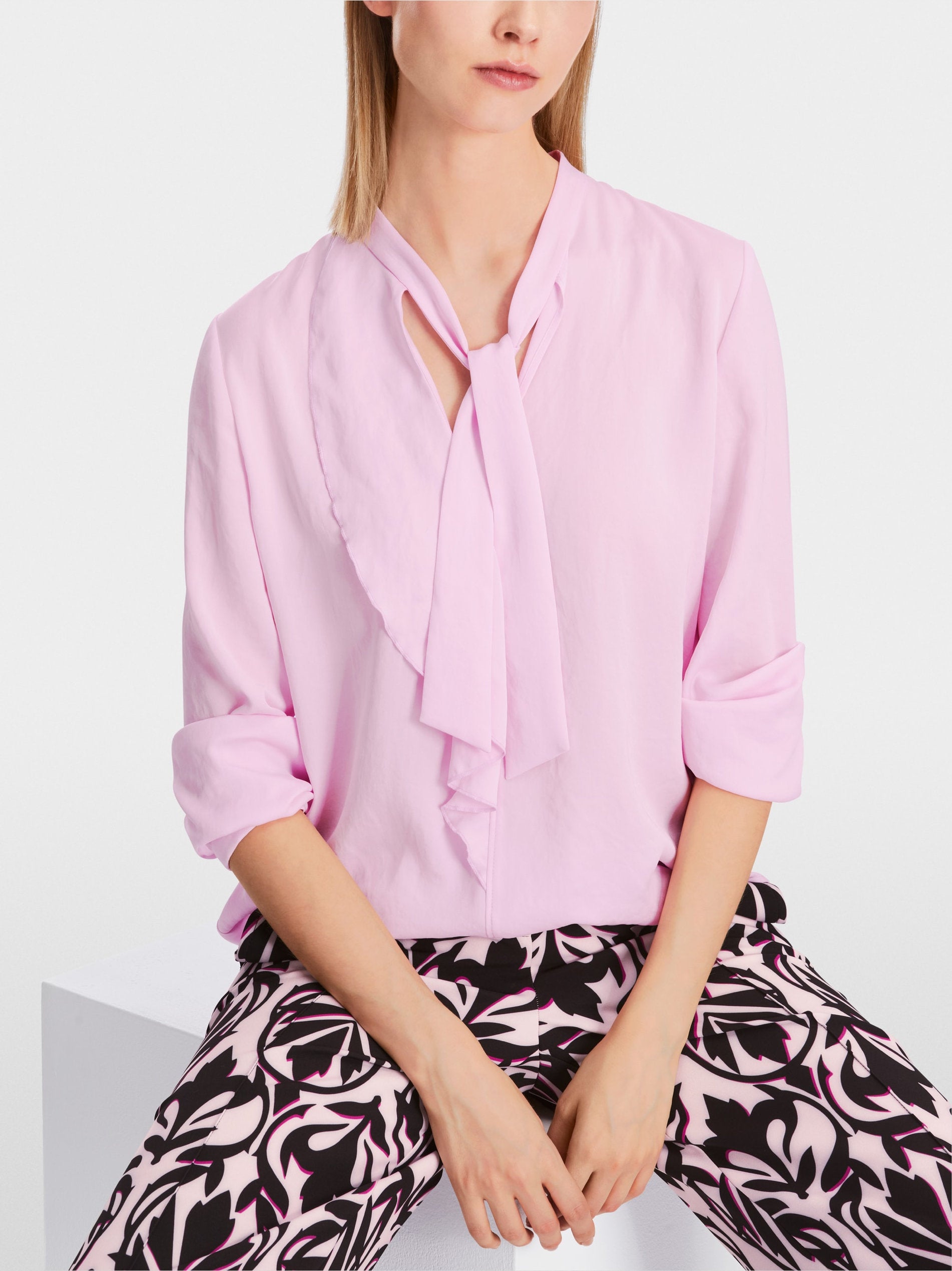 "Rethink Together" Ruffle Blouse_XC 51.18 W39_250_06