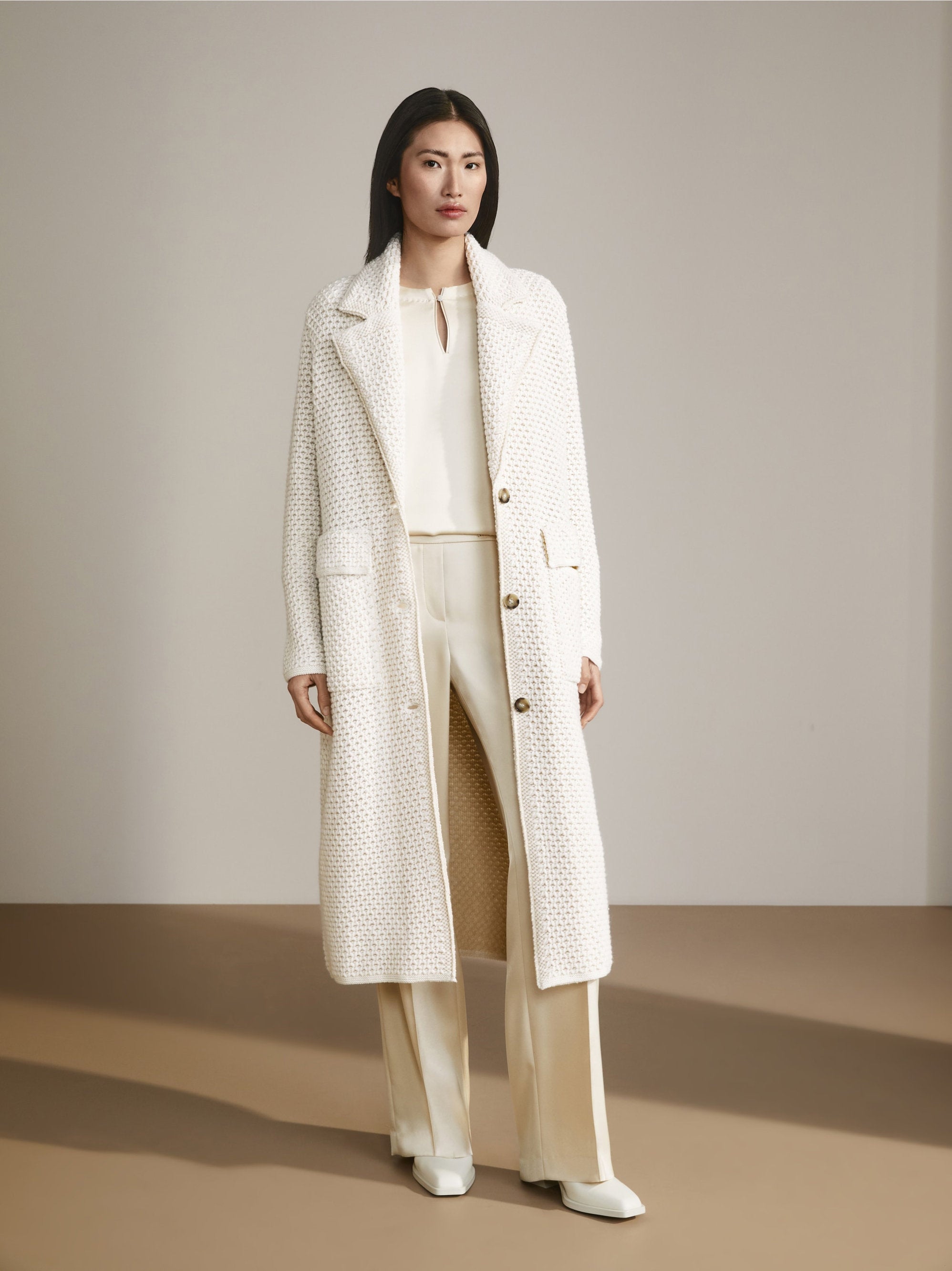 Plain Collarless Blouse With Glitter_YA 51.02 W15_137_08