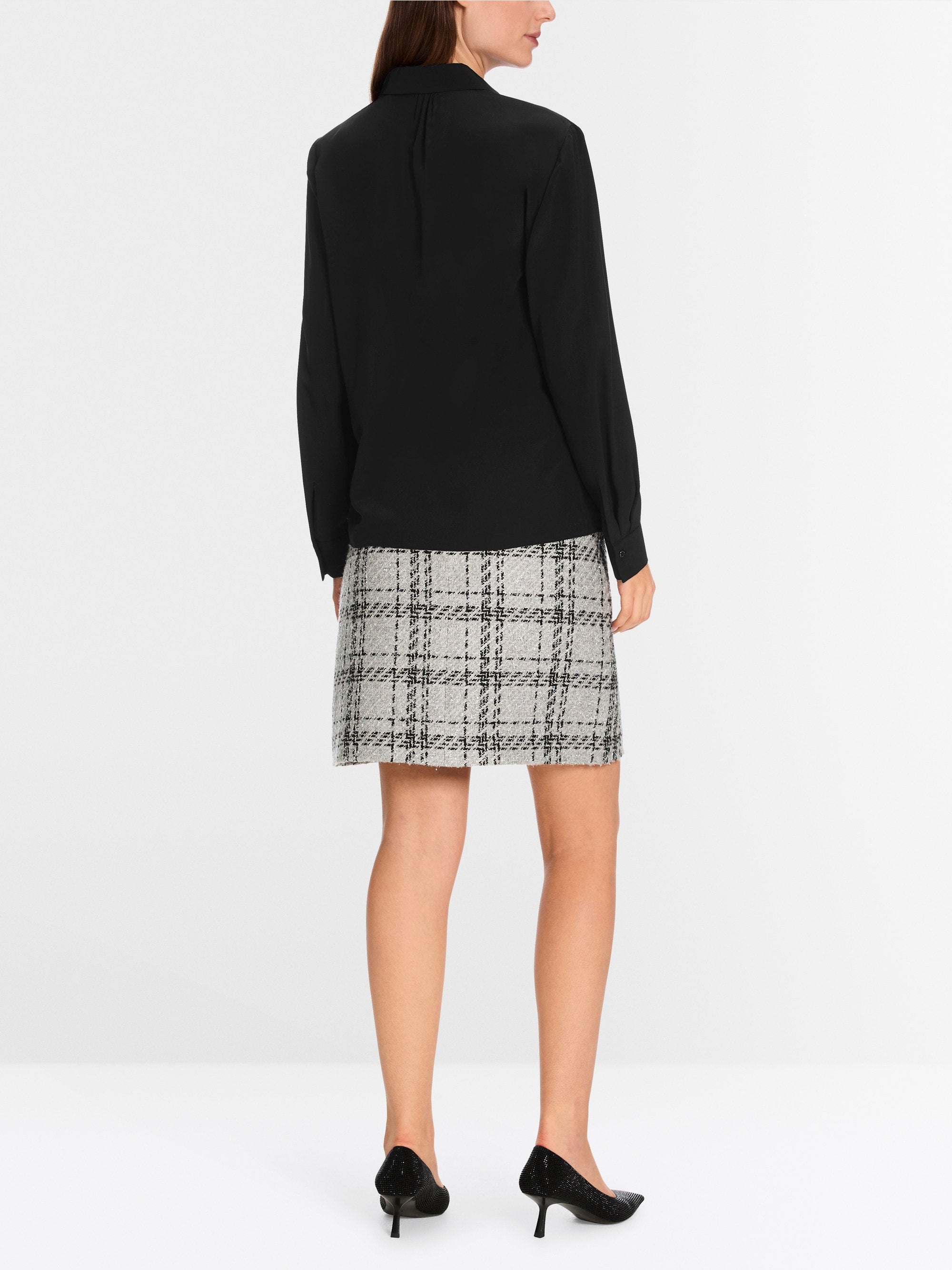 Marc Cain_Elegant Silk Blouse_YA 51.20 W53_900_02