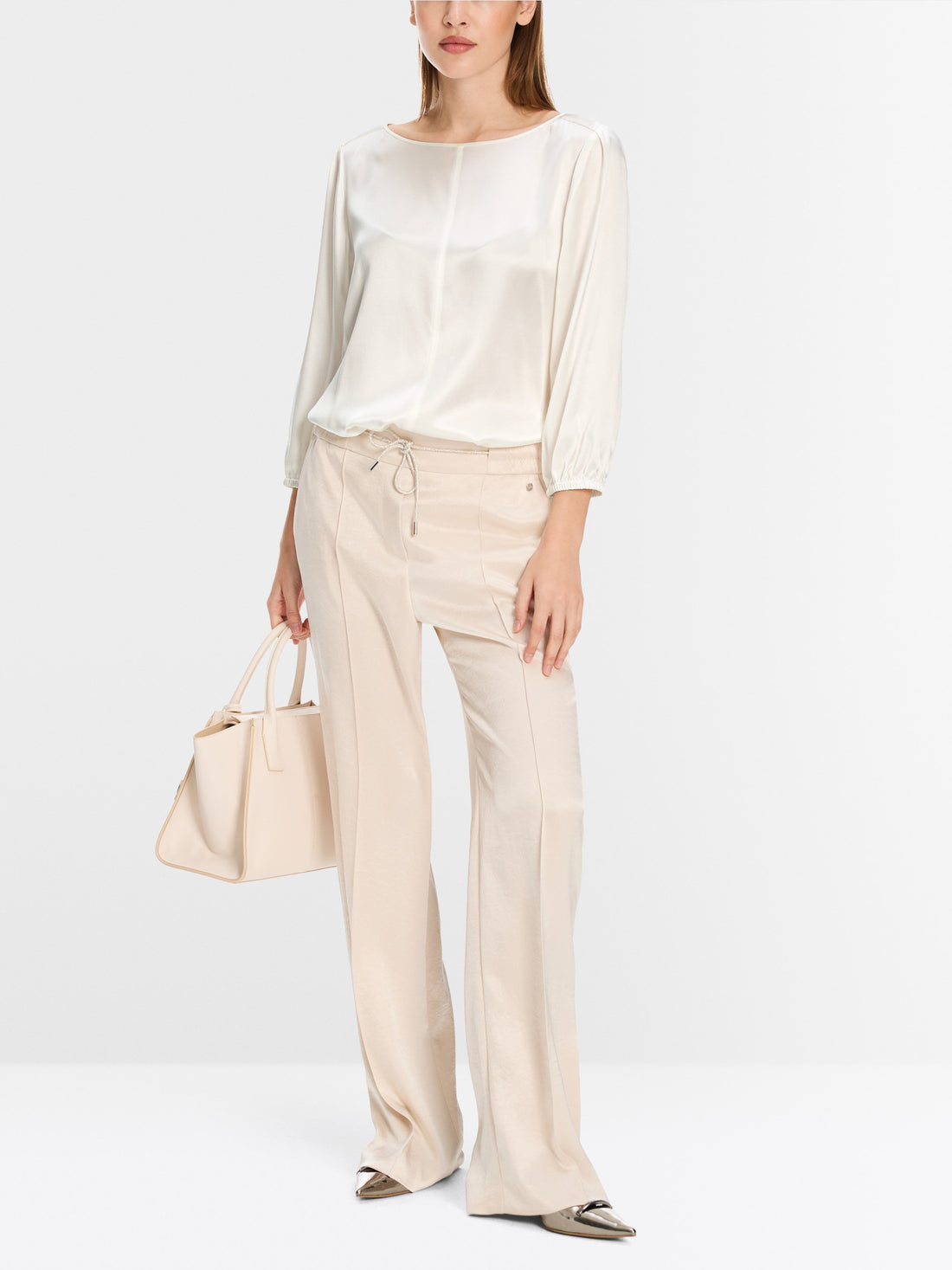Marc Cain_Feminine Blouse in Pure Silk_YA 51.23 W52_110_01