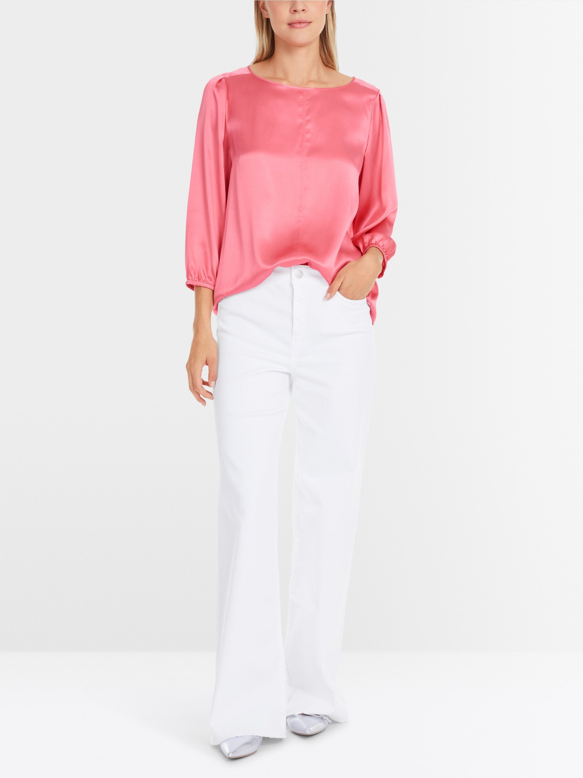 Marc Cain_Feminine Blouse in Pure Silk_YA 51.23 W52_236_01