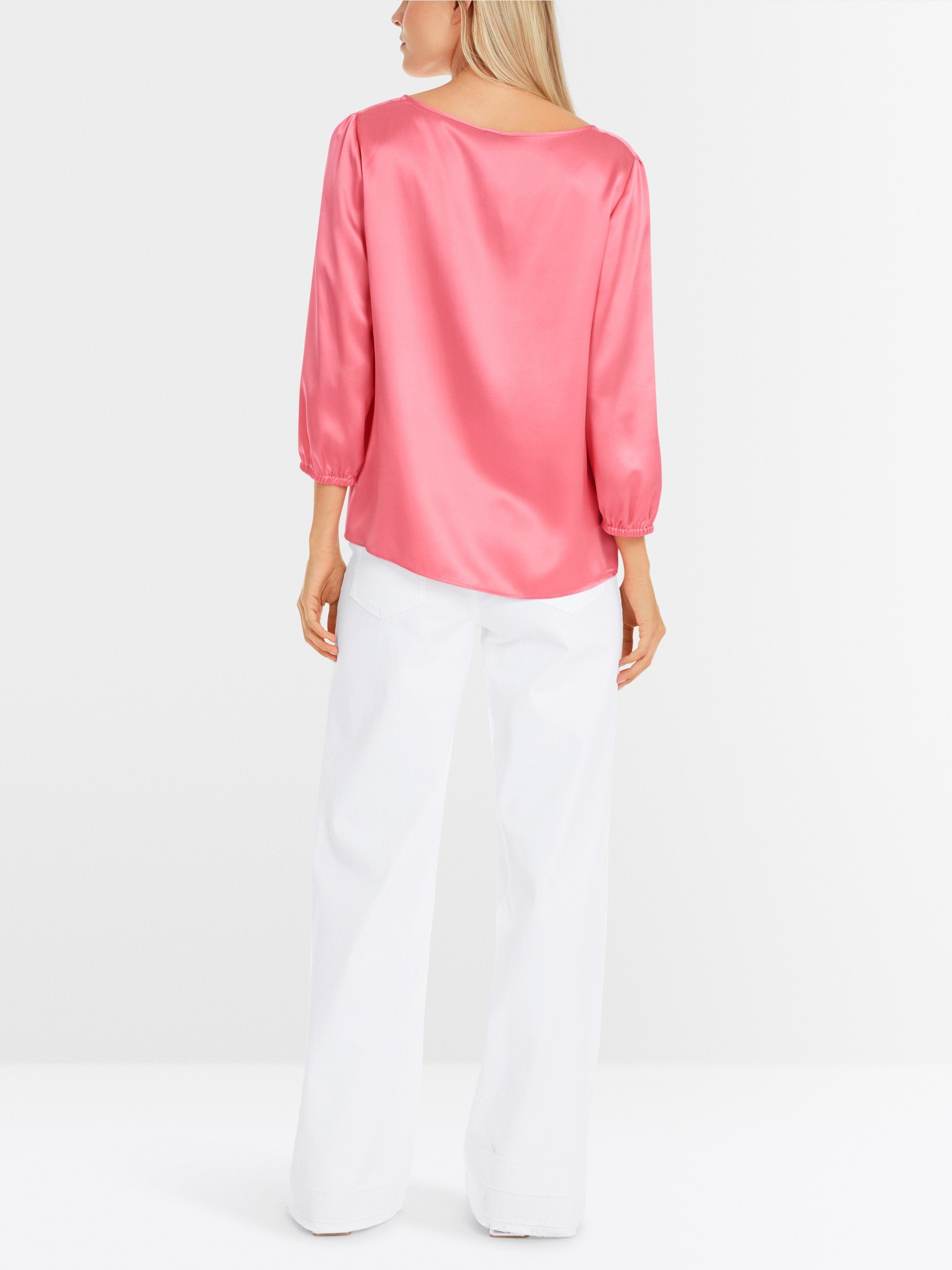 Marc Cain_Feminine Blouse in Pure Silk_YA 51.23 W52_236_02