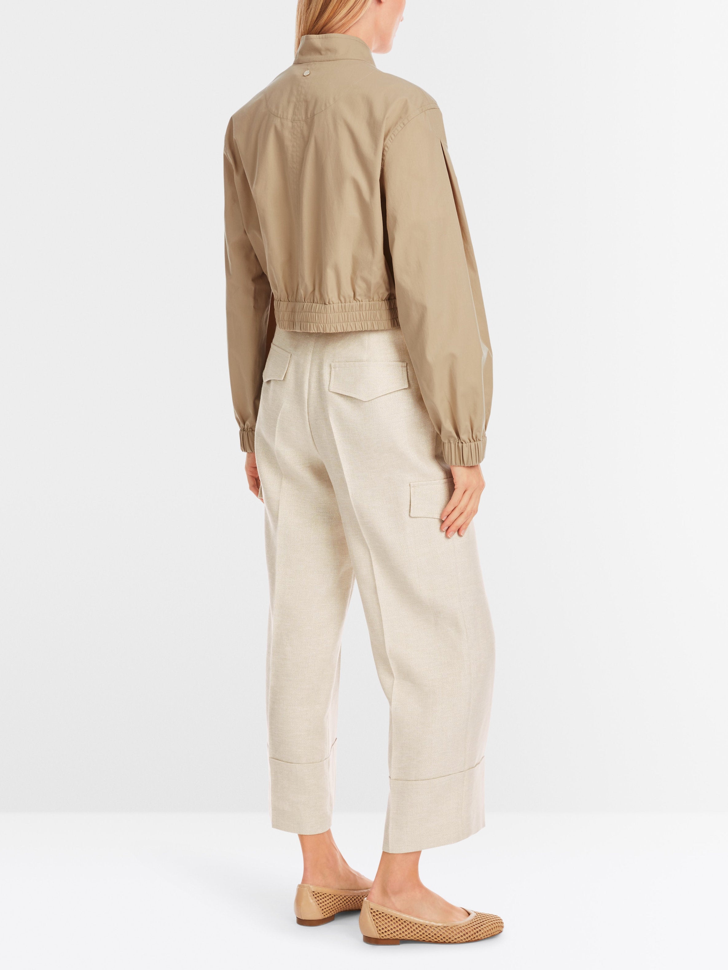 Marc Cain_Short Jacket with Stand-Up Collar_YC 31.17 W70_608_03