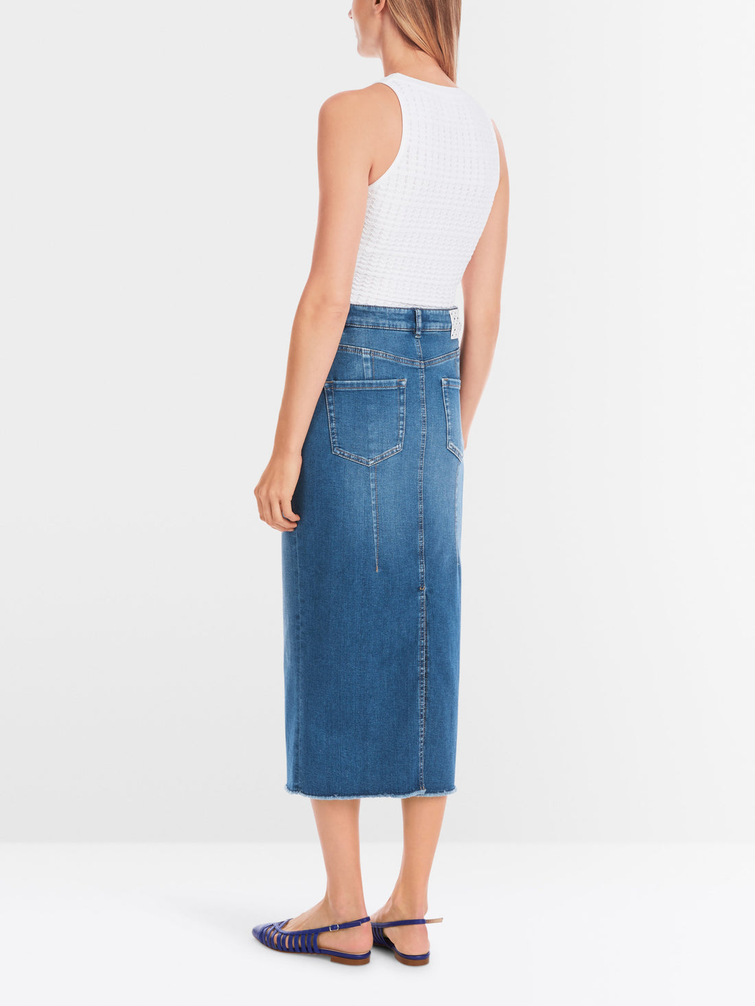 Marc Cain_Rethink Together Denim Skirt_YC 71.32 D05_353_02