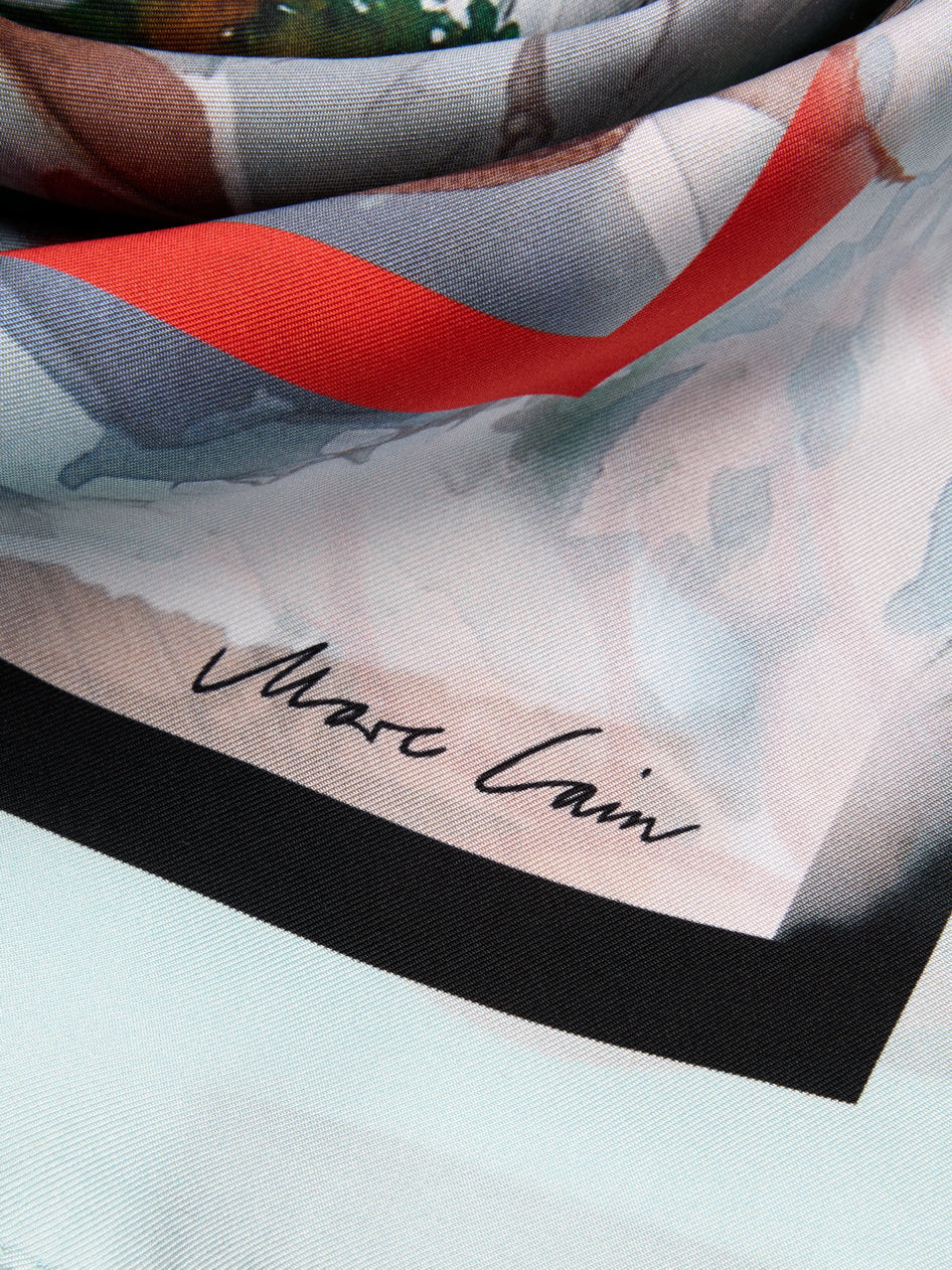 Marc Cain_Silk Scarf with Picture Postcard Motif_YC B1.04 Z34_504_03
