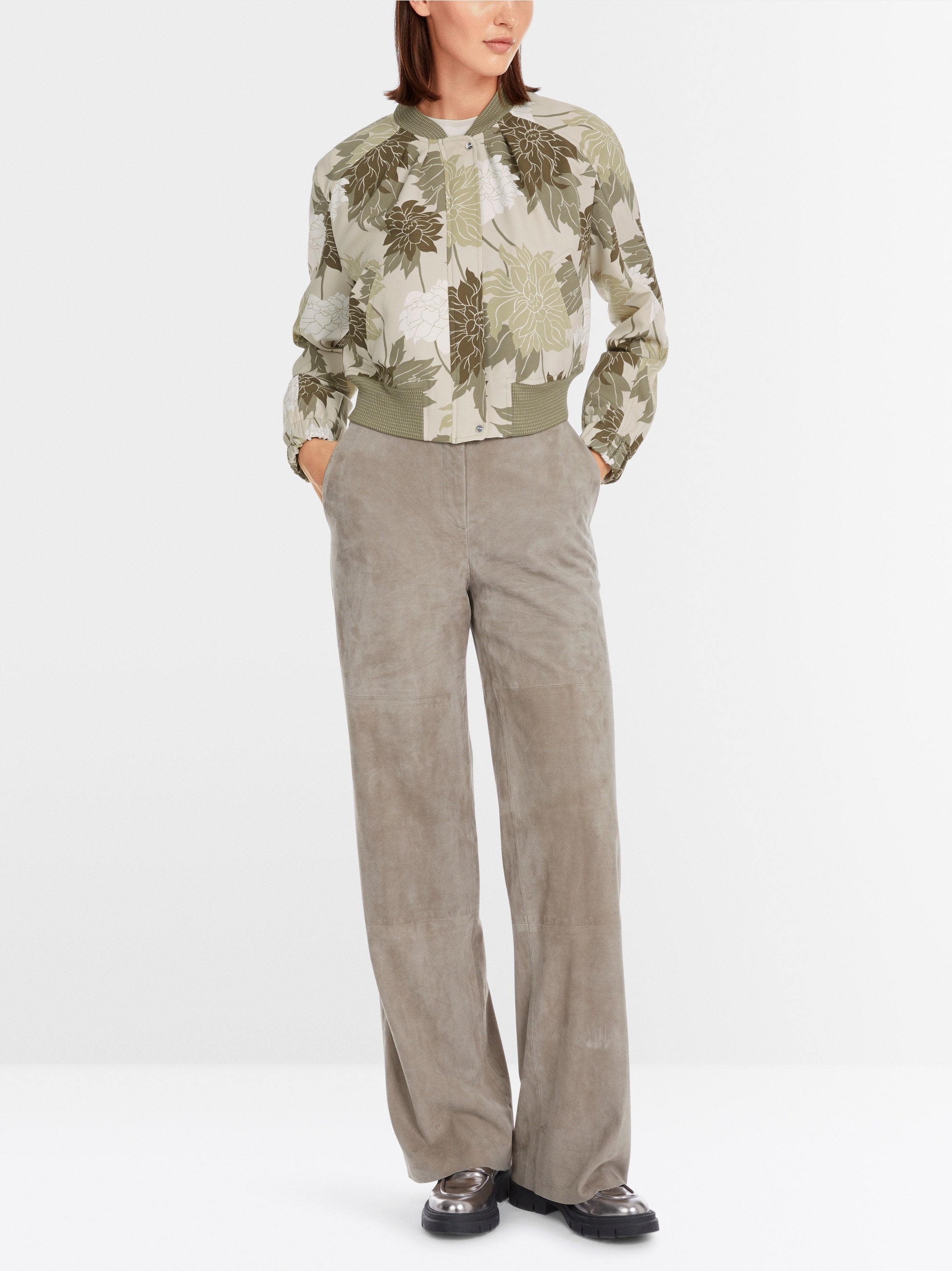 Jacket with Floral Pattern_YC 31.08 W16_127_05