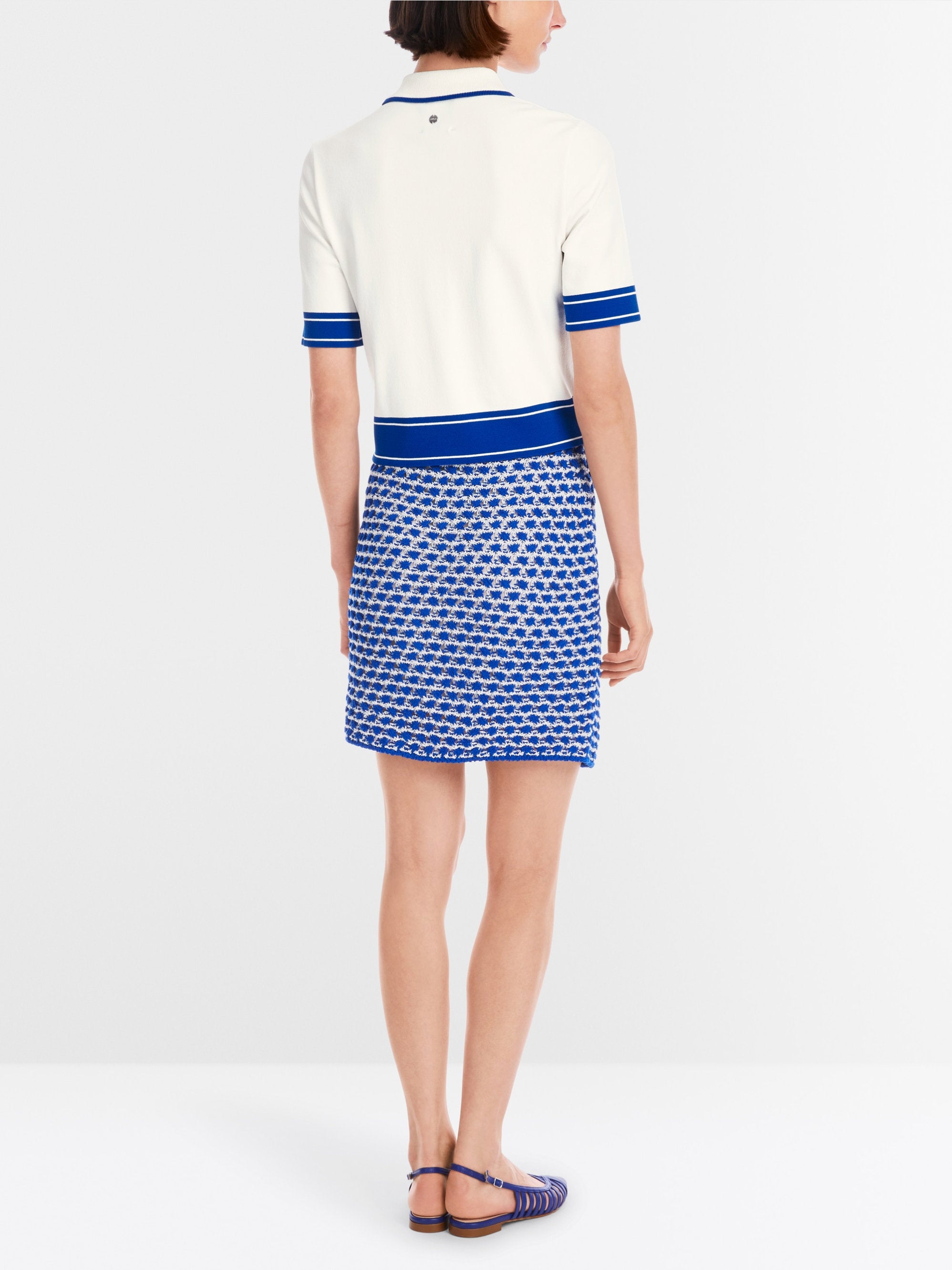 Marc Cain_Rethink Together Short Cardigan_YC 39.21 M55_110_03