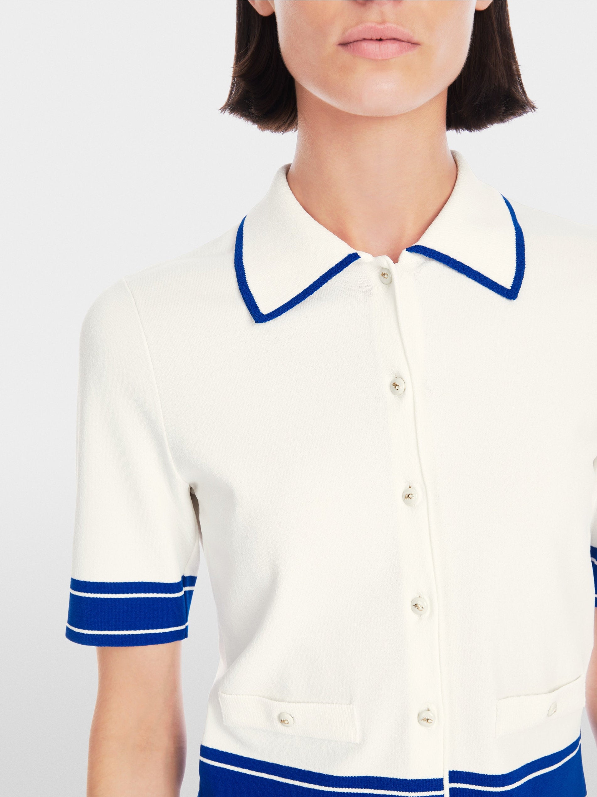 Marc Cain_Rethink Together Short Cardigan_YC 39.21 M55_110_04