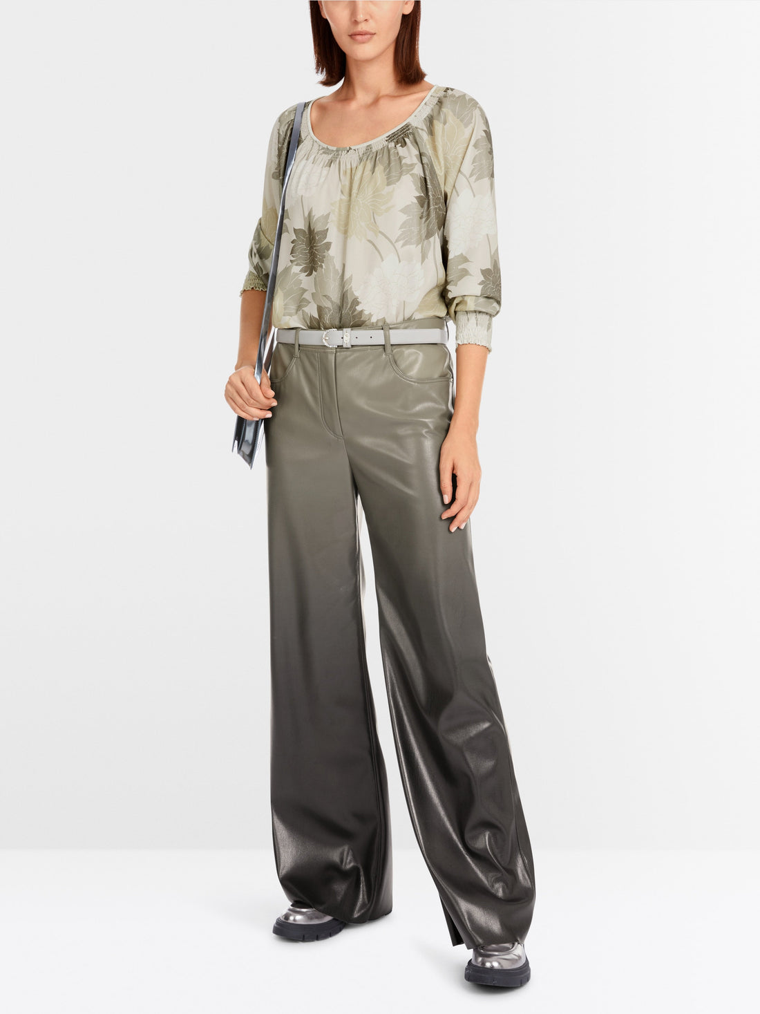 Rethink Together Slip-On Blouse_YC 51.02 W14_127_01