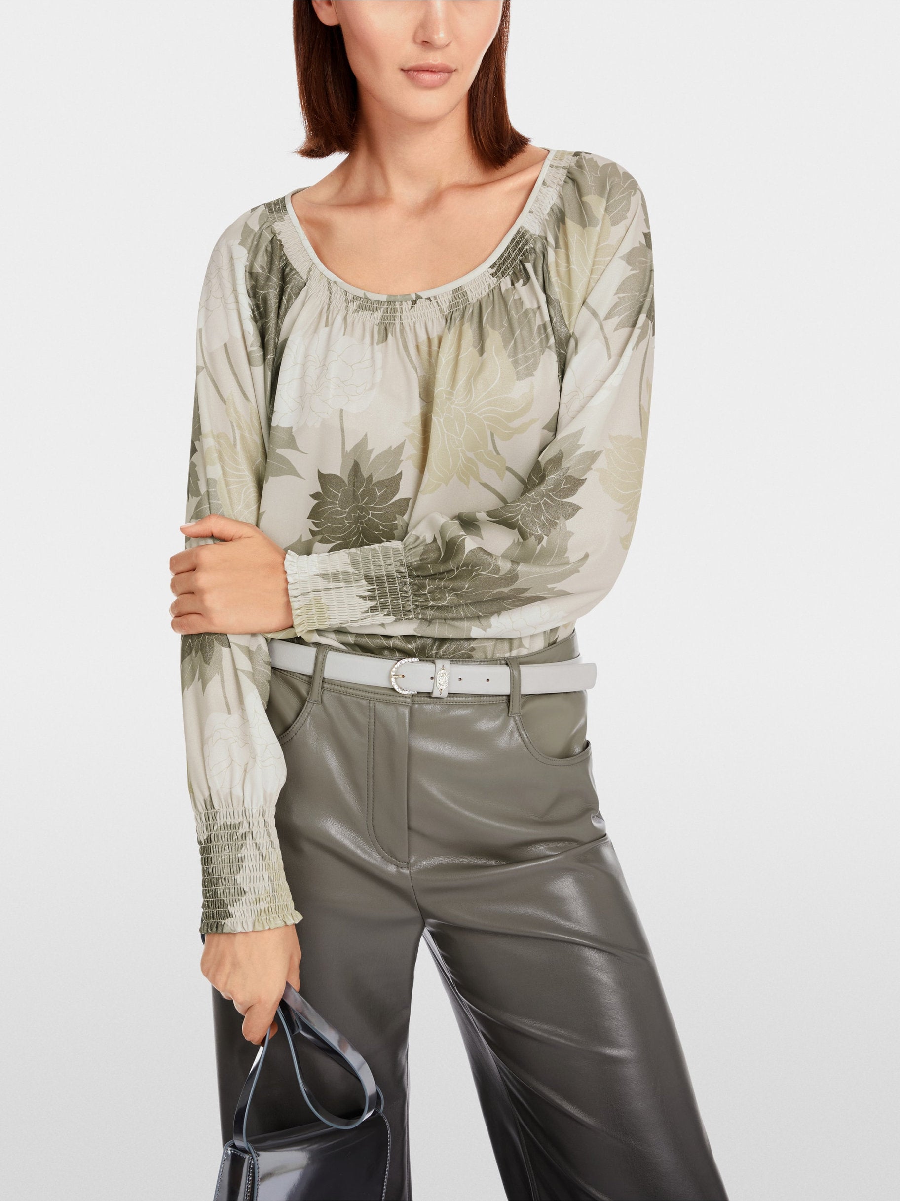Rethink Together Slip-On Blouse_YC 51.02 W14_127_05