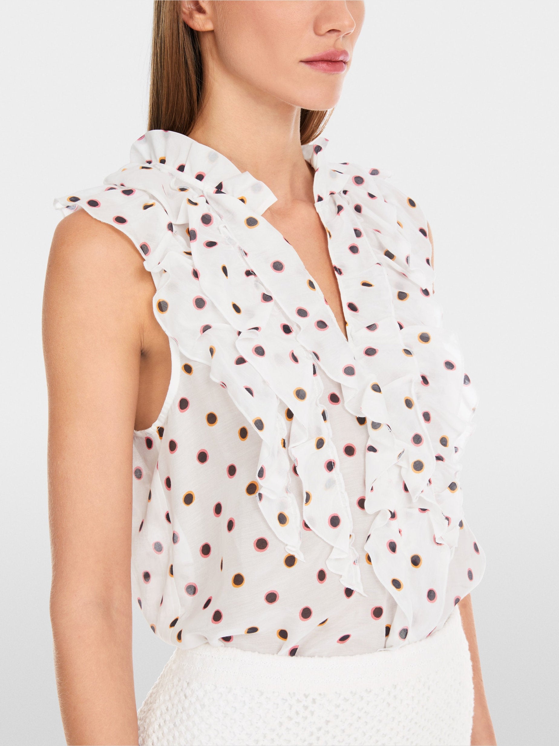 Marc Cain_Ruffled Blouse with Polka Dots_YC 61.02 W29_110_03